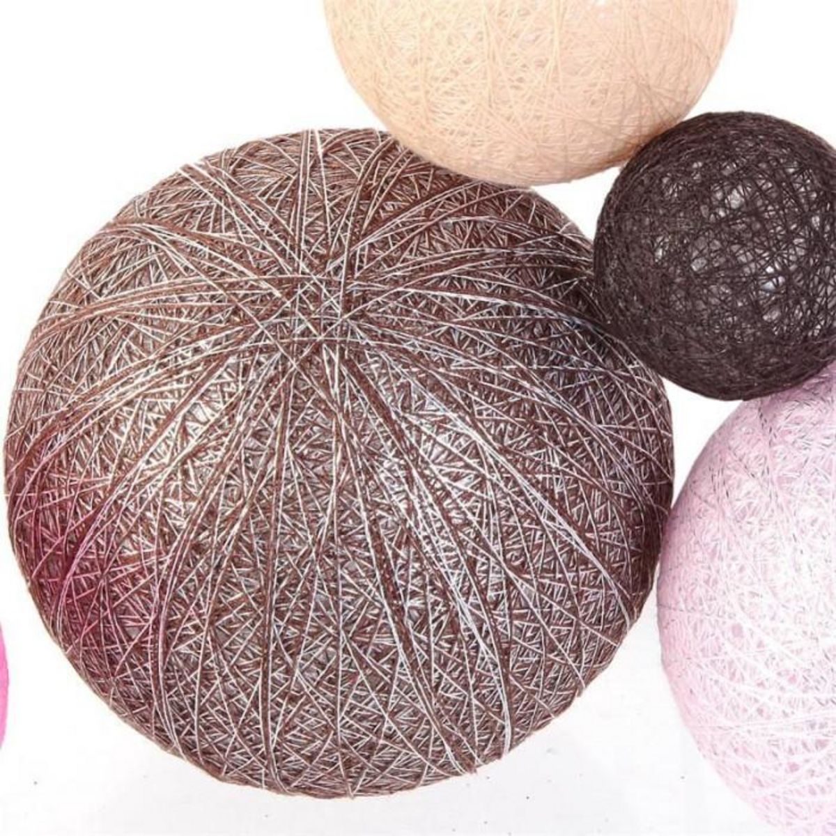 Paris Prix Guirlande Boules 10 Led  Multi Taille  192cm Fushia