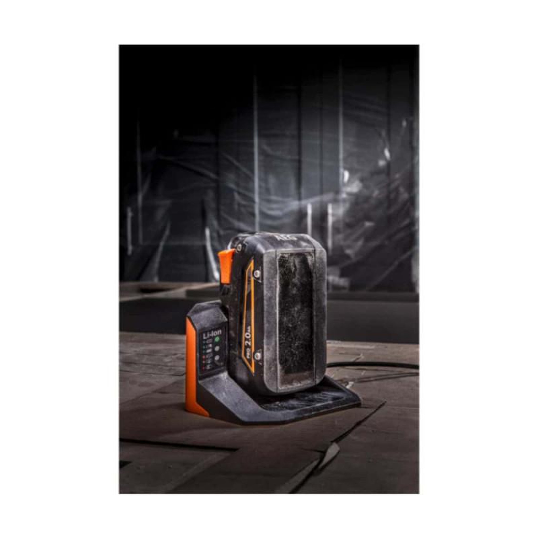 Voir la diapositive 2 : AEG Batterie aeg 18v lithium-ion 2.0ah l1820s