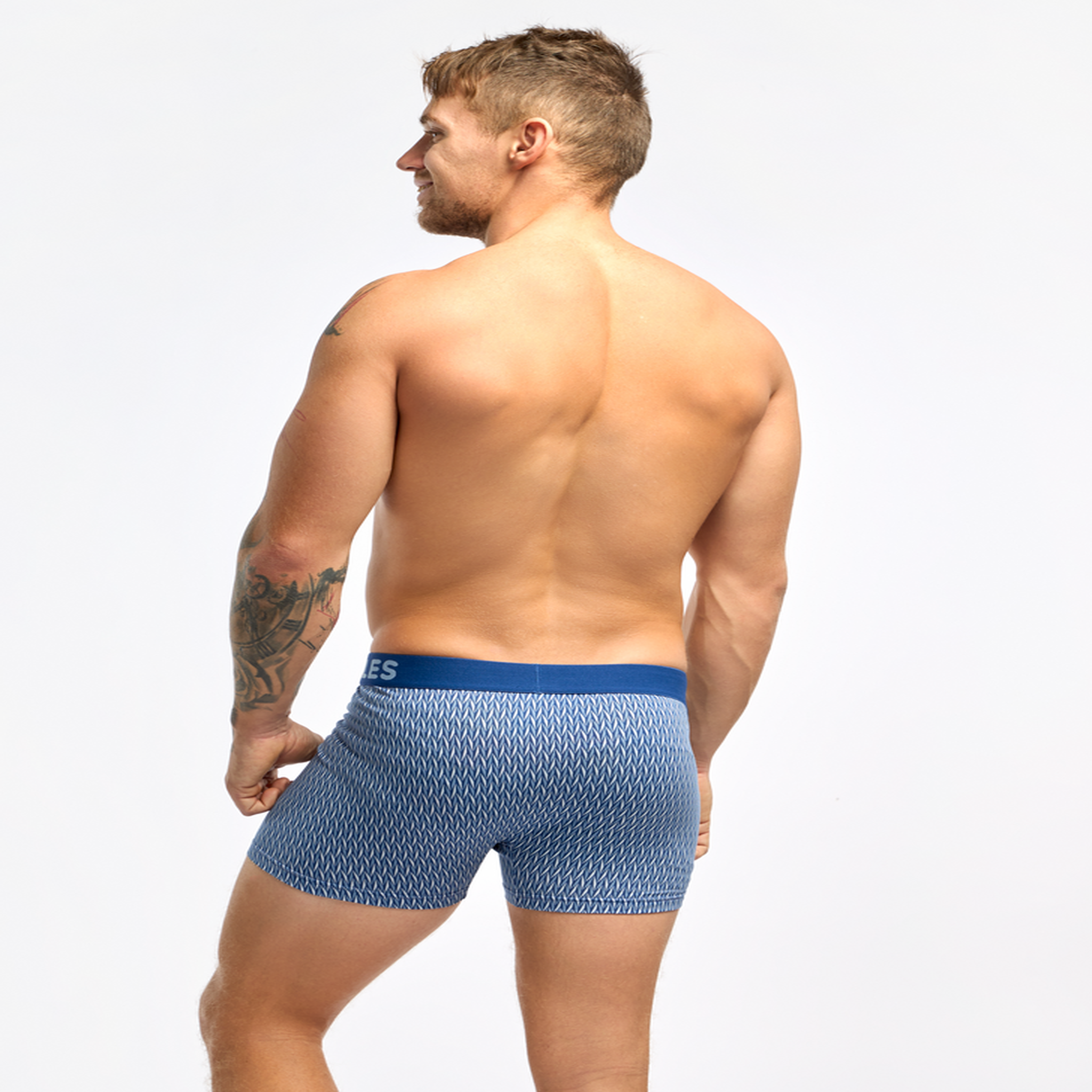 Voir la diapositive 4 : DEDOLES Boxer homme motif jacquard bleu & gris