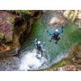 Voir la diapositive 4 : Smartbox Activité découverte de canyons en duo - Coffret Cadeau Sport & Aventure