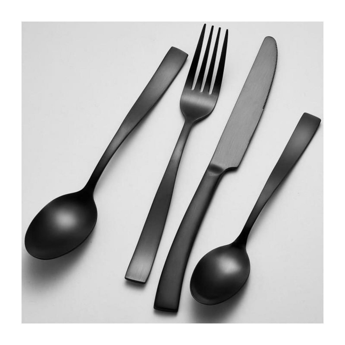 Arthur Martin Ménageres - ARTHUR MARTIN - AM5136 - 24 pieces - Acier inoxydable - Finition noir