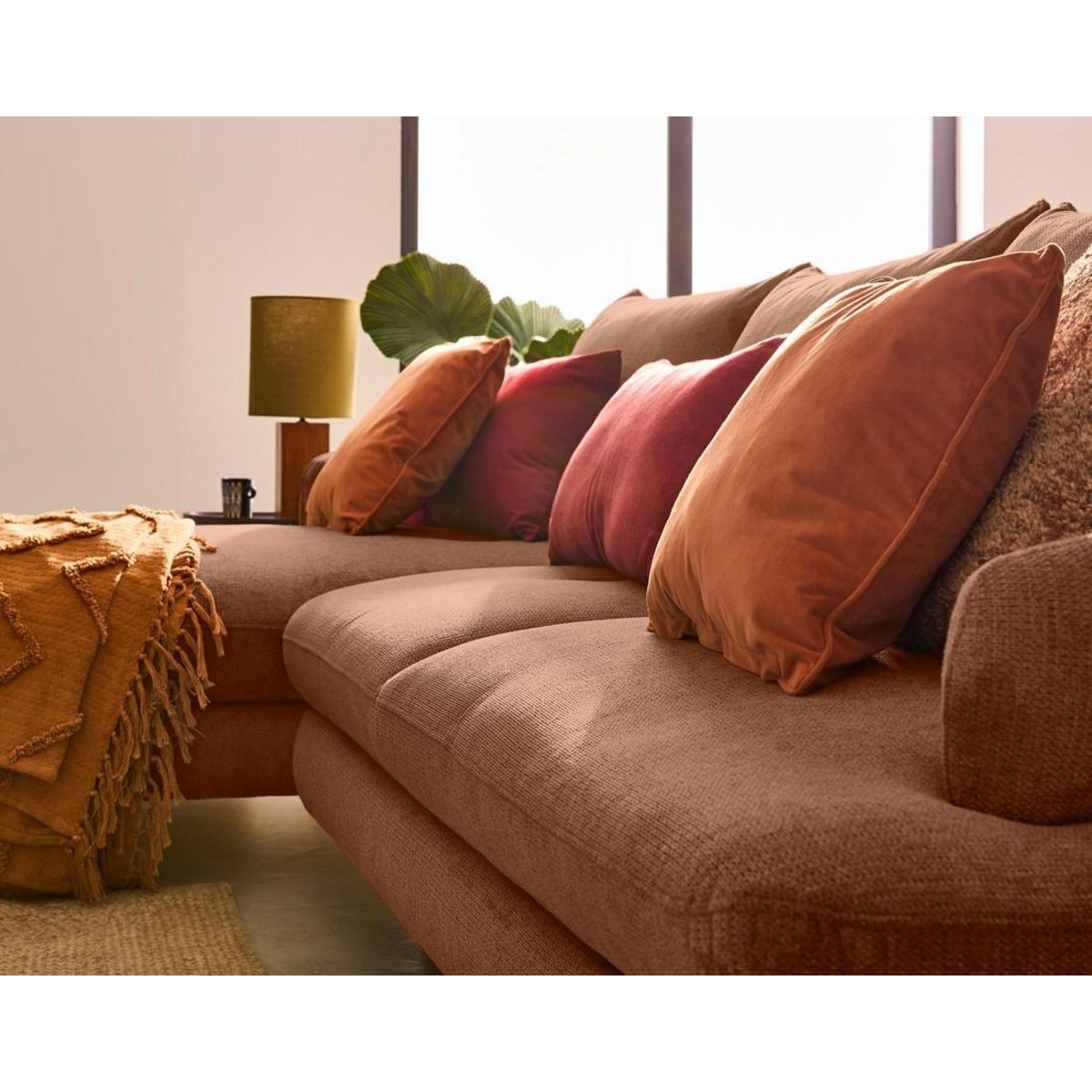 LISA DESIGN Ninon - canapé d'angle gauche 4 places convertible avec coffre en tissu texturé