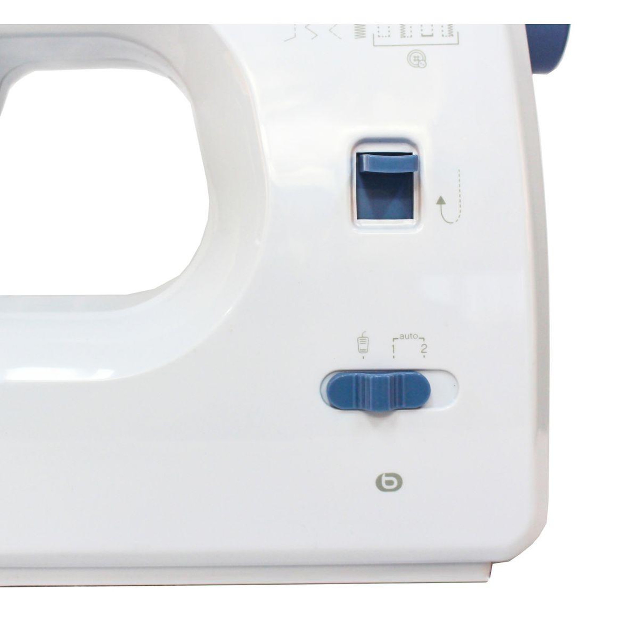 Voir la diapositive 3 : ESSENTIEL B Machine à coudre EMAC 1