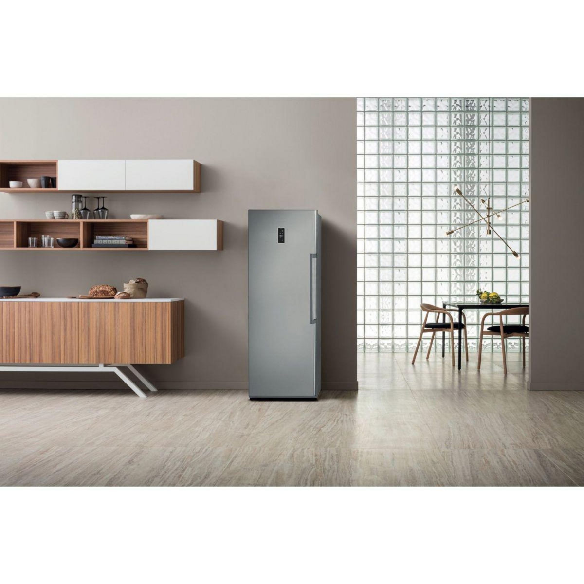 HOTPOINT Congélateur armoire UH8F2DXI2