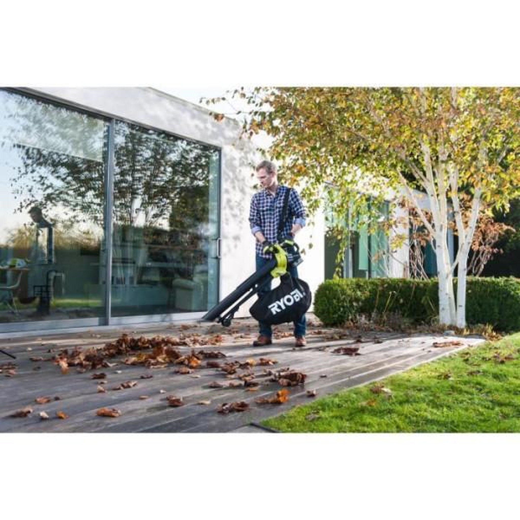 Voir la diapositive 5 : Ryobi Souffleur aspiro-broyeur 2-en-1 - RYOBI - Brushless - 201 km/h - 6 m³/min