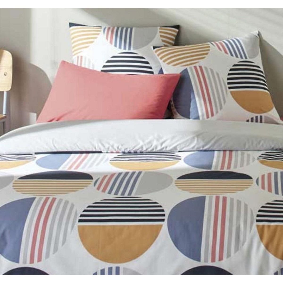 Home collection Parure housse de couette liviau tea rose 240x220 + 2 taies d'oreillers 63x63cm