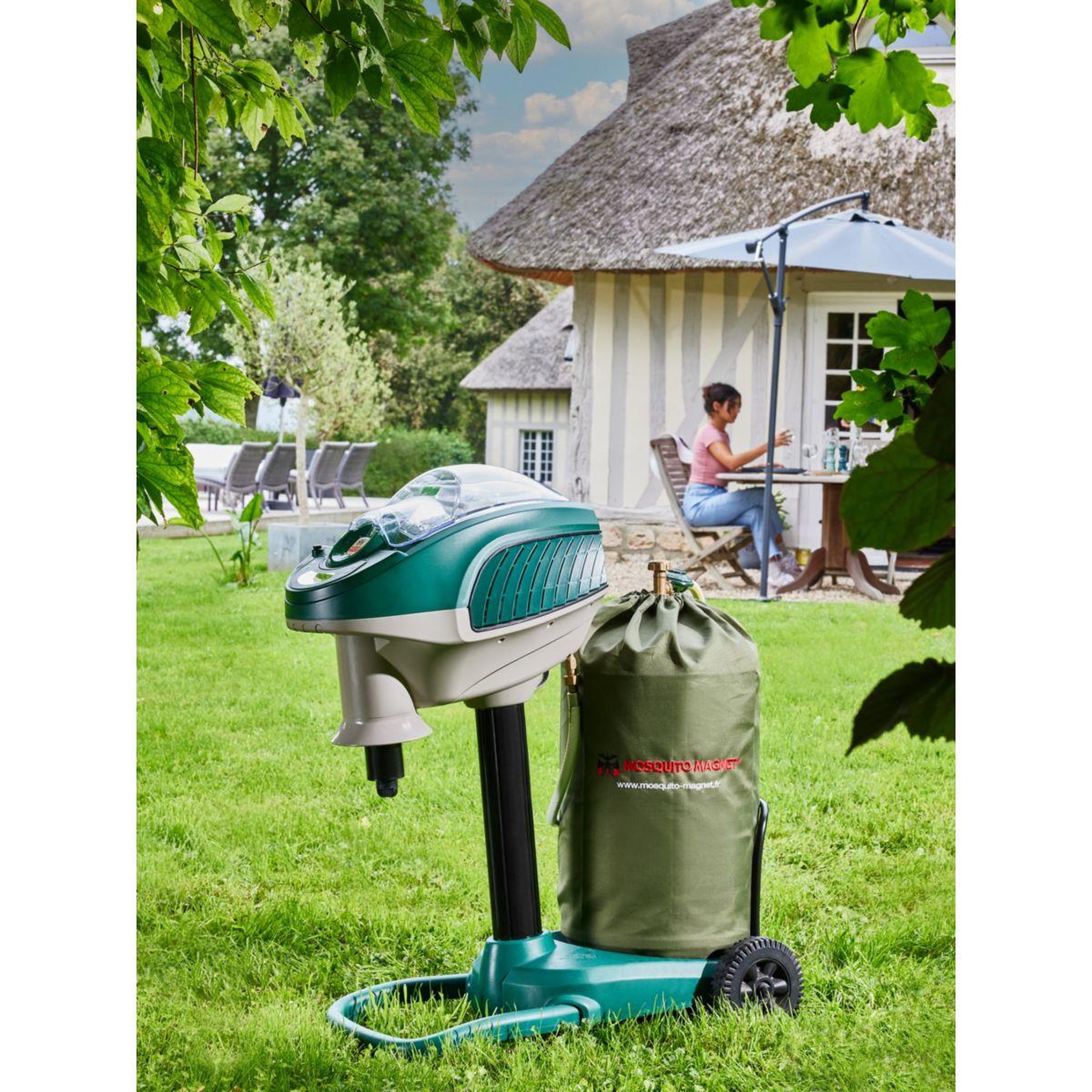 Voir la diapositive 2 : MOSQUITO Piège à moustique executive incl. recharge octénol+atrakta