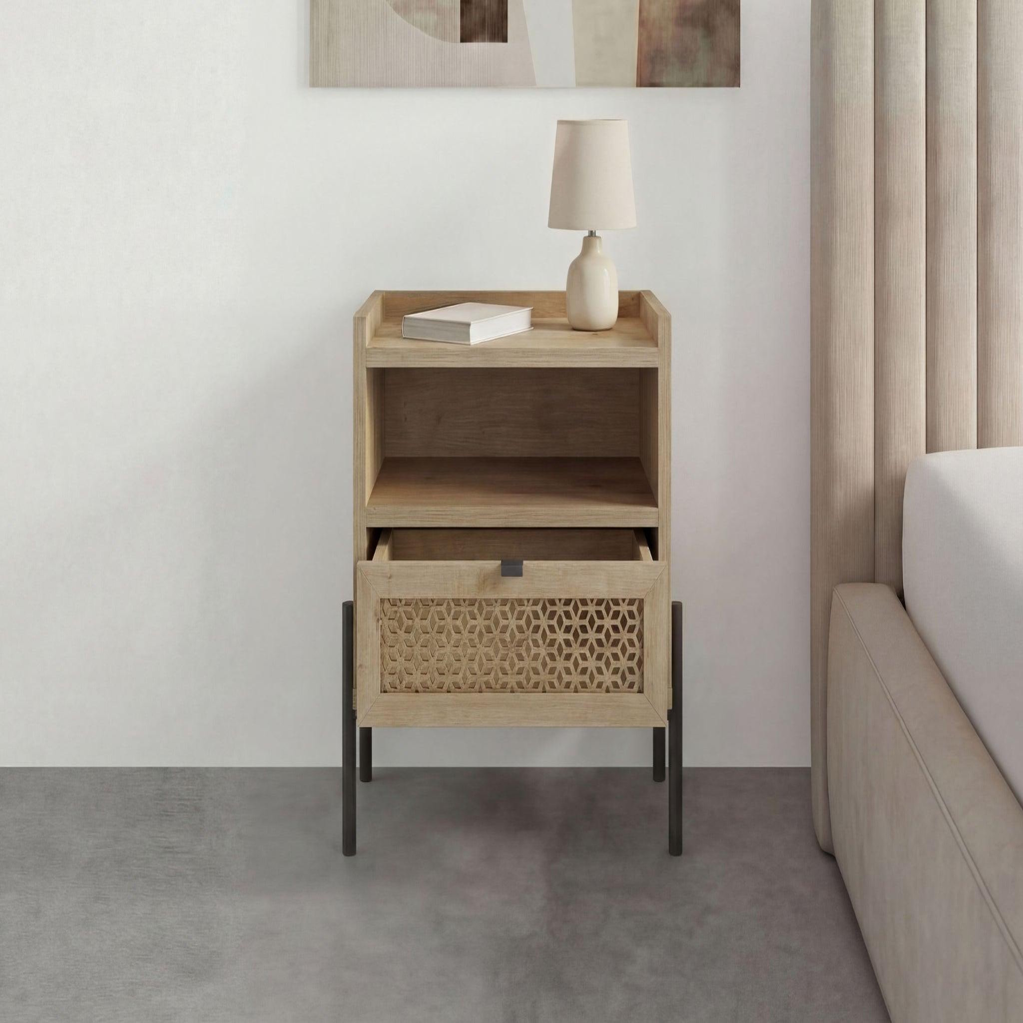 Voir la diapositive 5 : CASANOVA PARIS STERA - Table de chevet 49cm en mélamine - Chêne clair
