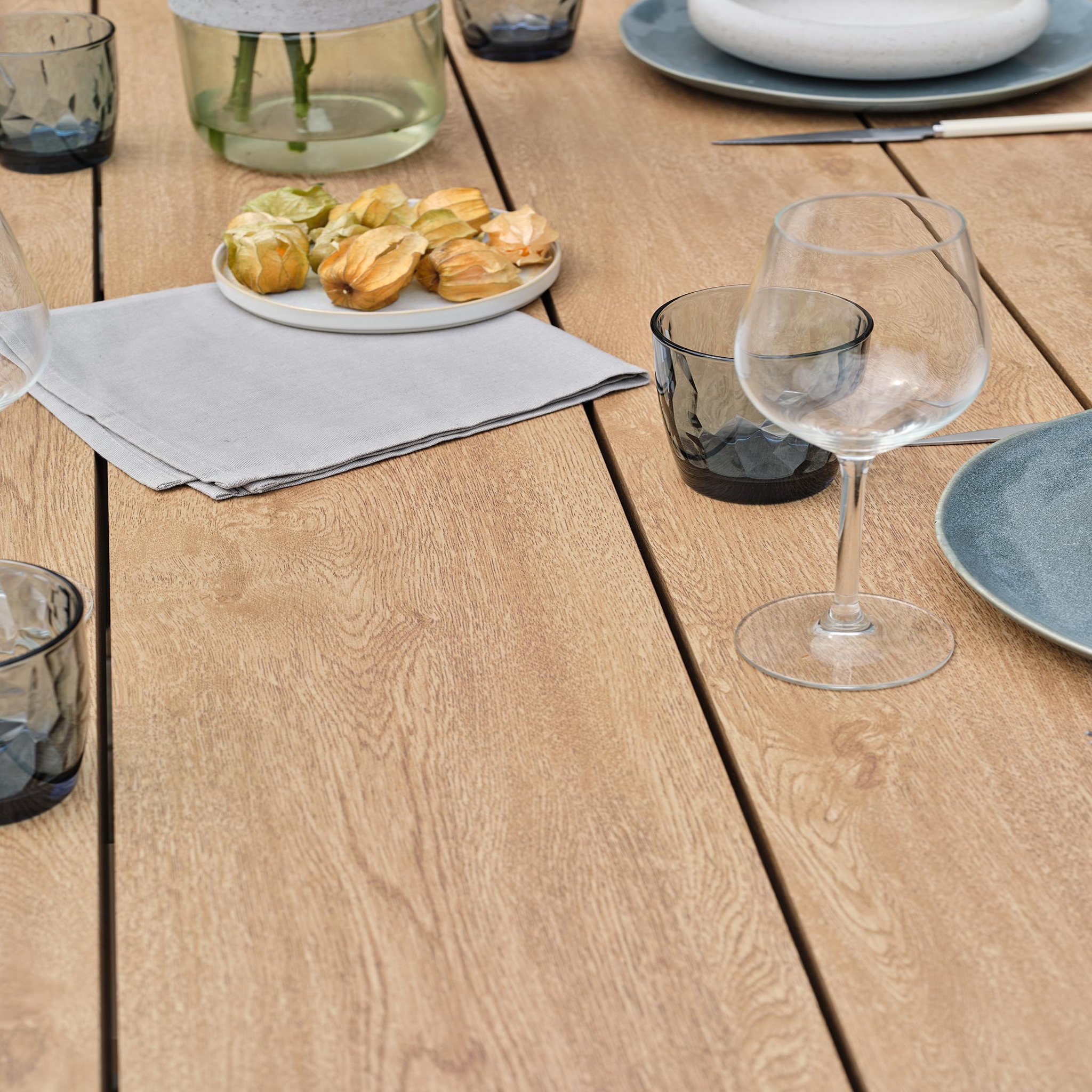 Voir la diapositive 5 : DCB GARDEN Ensemble repas de jardin (6 places)