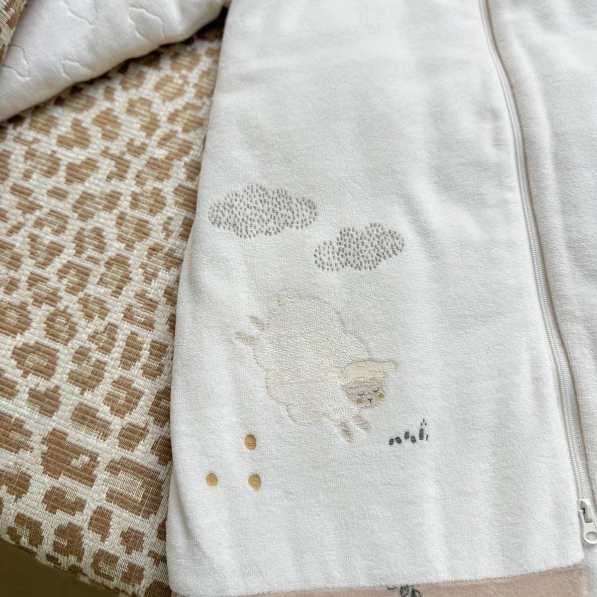 Petit Béguin Turbulette d'hiver en velours avec manches amovibles et jambes séparables Câlins