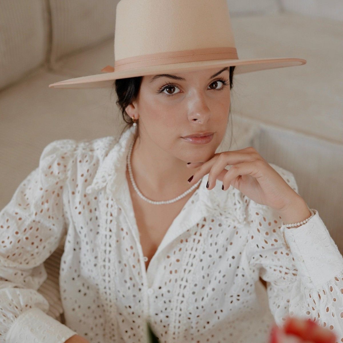 SLOYA Boucles d'oreilles créoles Serena en Pierres de Lune