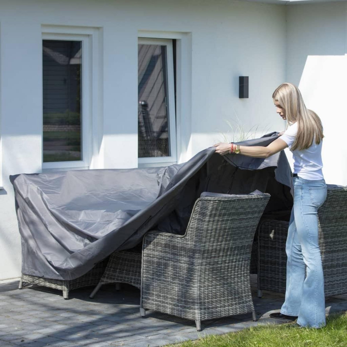 MADISON Madison Housse de meubles d'exterieur 100 x 100 x 70 cm Gris