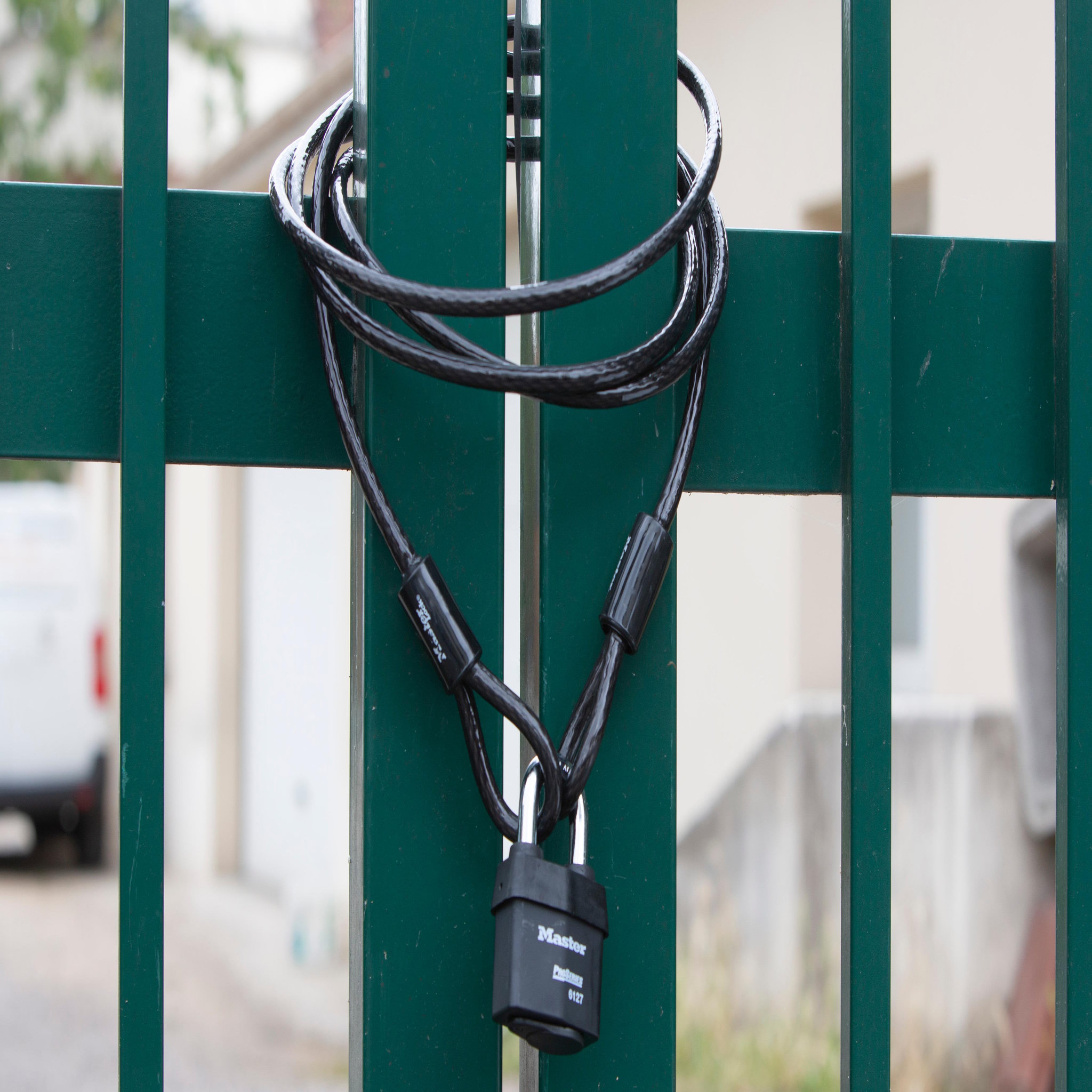Master lock Cadenas Haute Sécurité Etanche [Extérieur] [Clé] [CEN Insurance Approved] 6127EURD