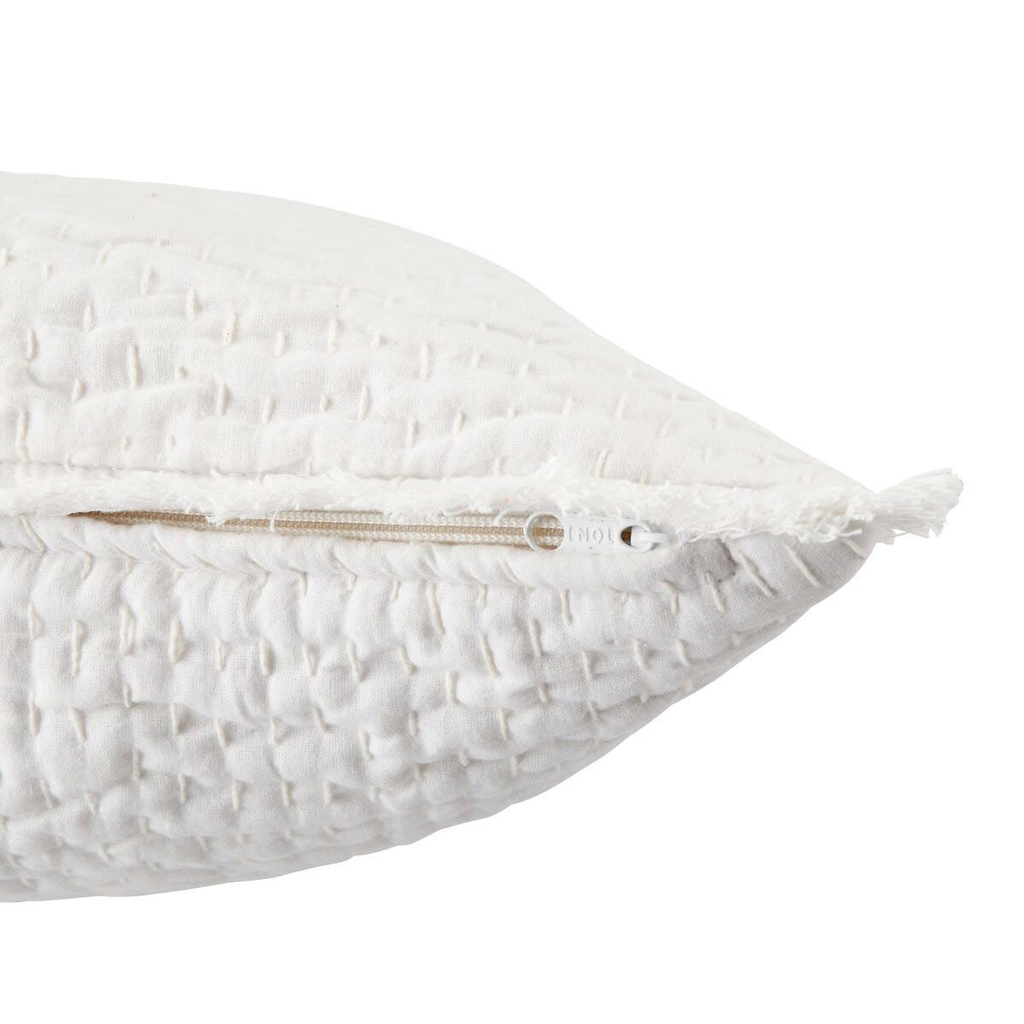 Voir la diapositive 4 : ATMOSPHERA Coussin déco brodé  wild  45x45cm blanc