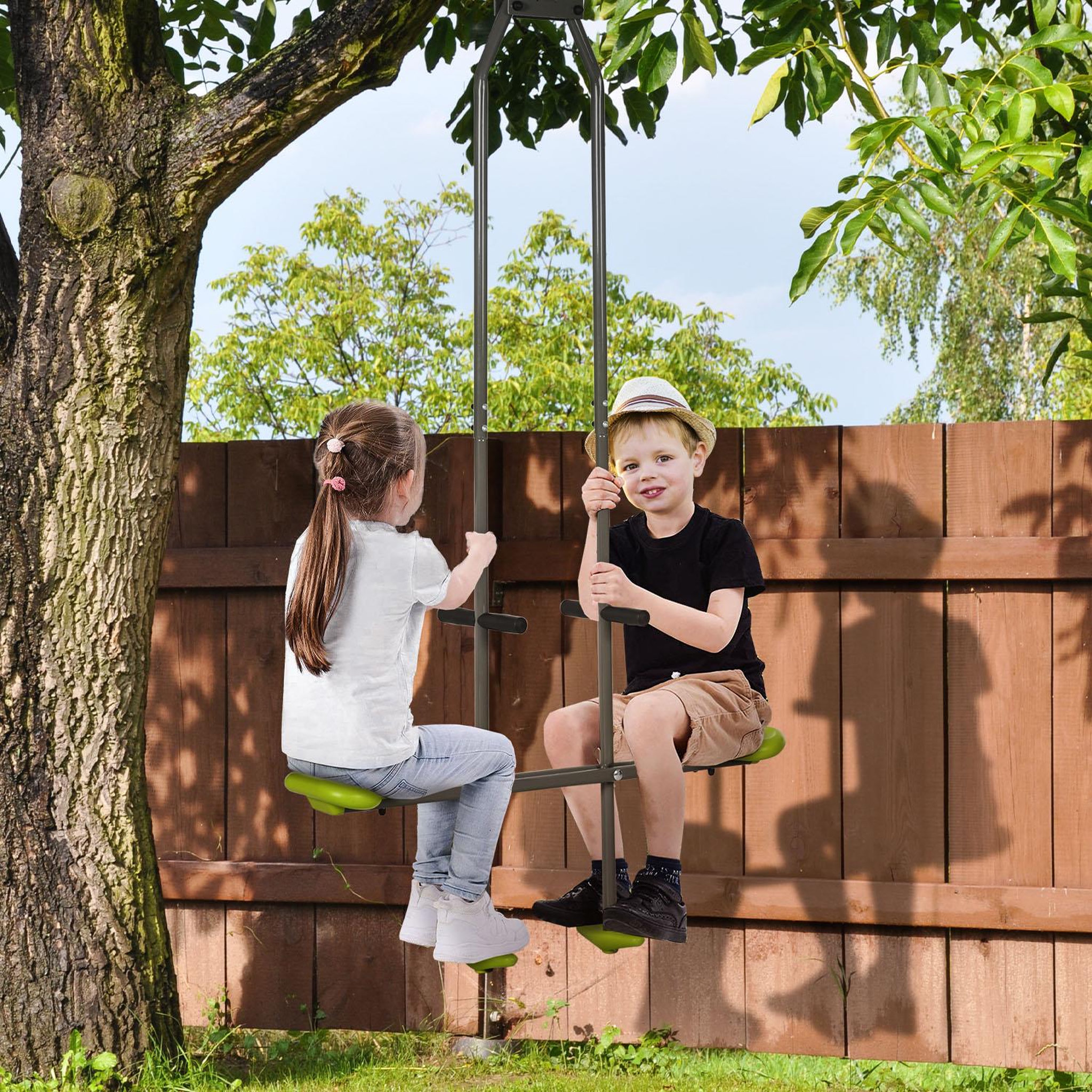 Voir la diapositive 2 : OUTSUNNY Balançoire agrès face à face enfant 3 à 6 ans - selles larges, guidon, repose-pied - gris vert