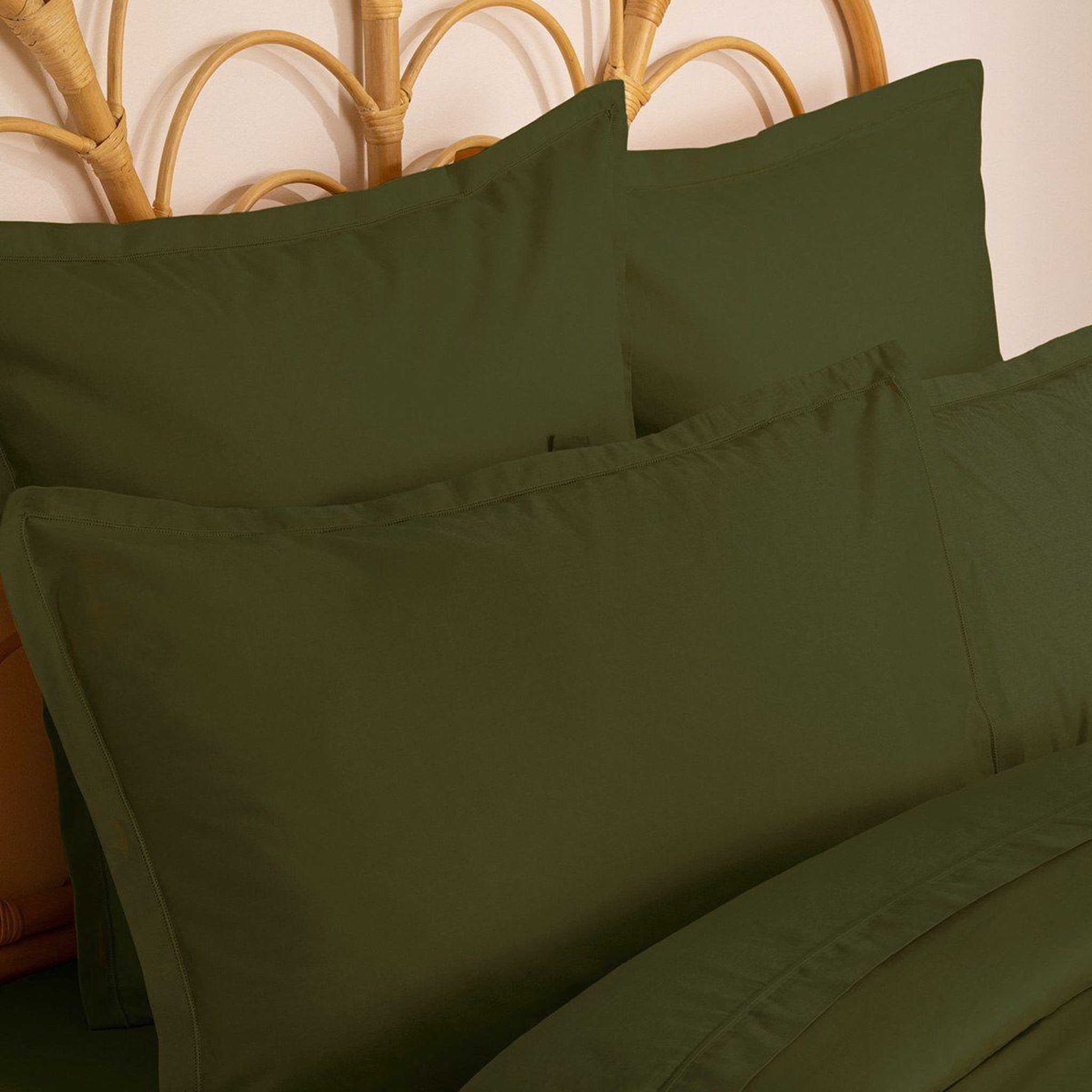 Voir la diapositive 4 : ATMOSPHERA Taie d'oreiller  intérieur  50x70cm kaki