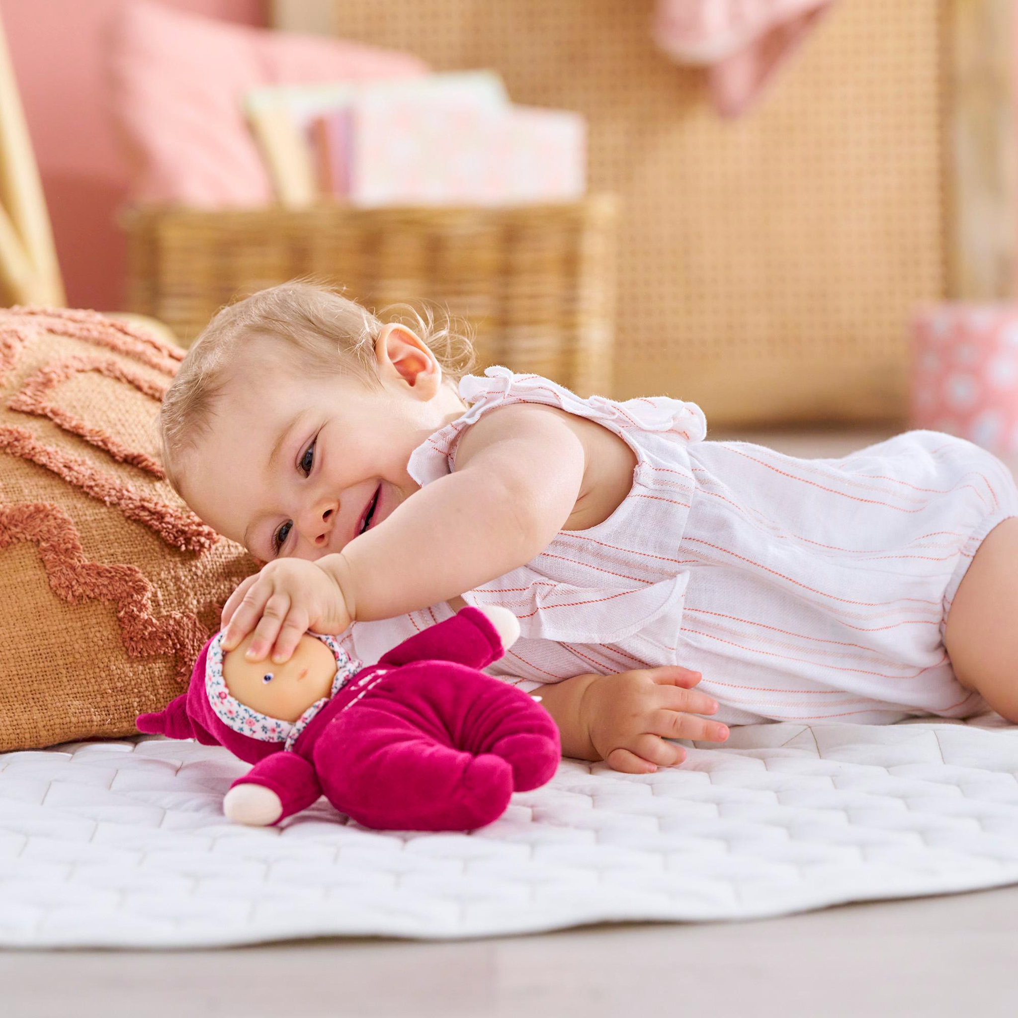 Voir la diapositive 2 : Corolle Doudou Babidoux Rose Grenadine