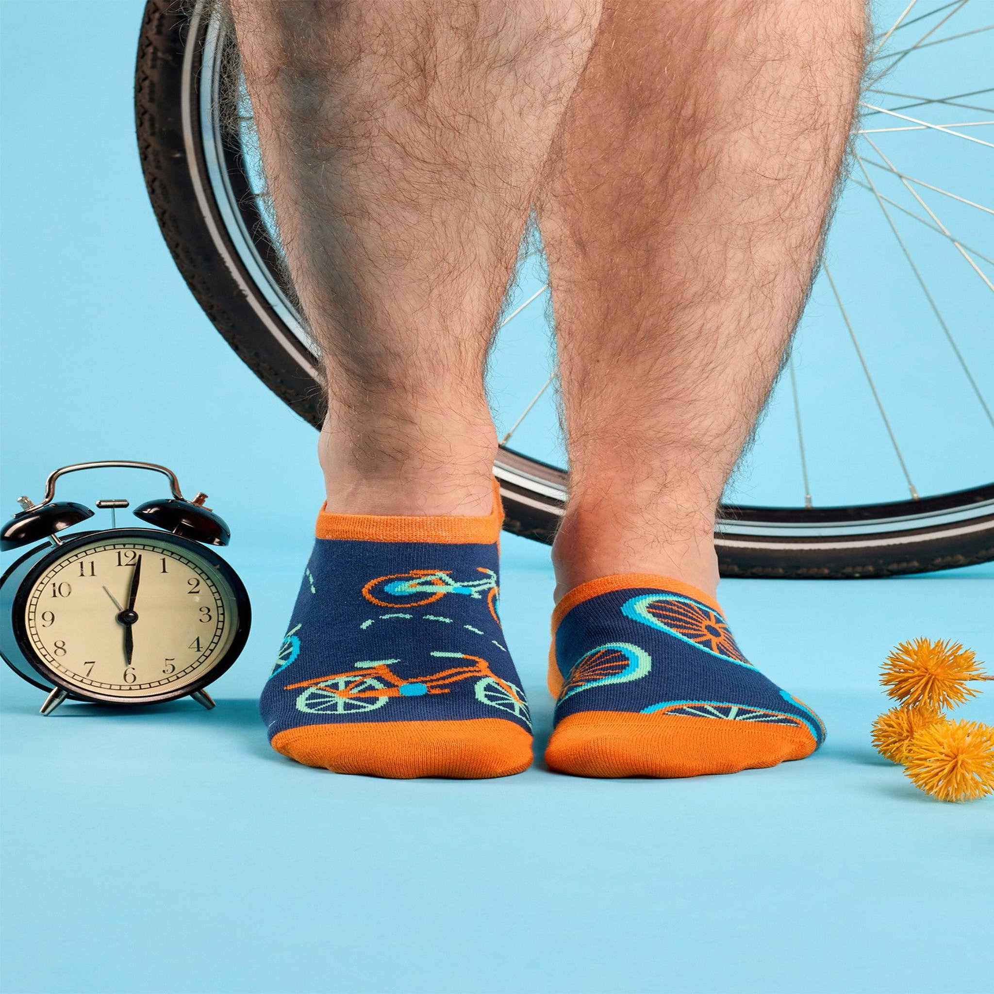 Voir la diapositive 2 : DEDOLES Socquettes invisibles bicyclettes oranges