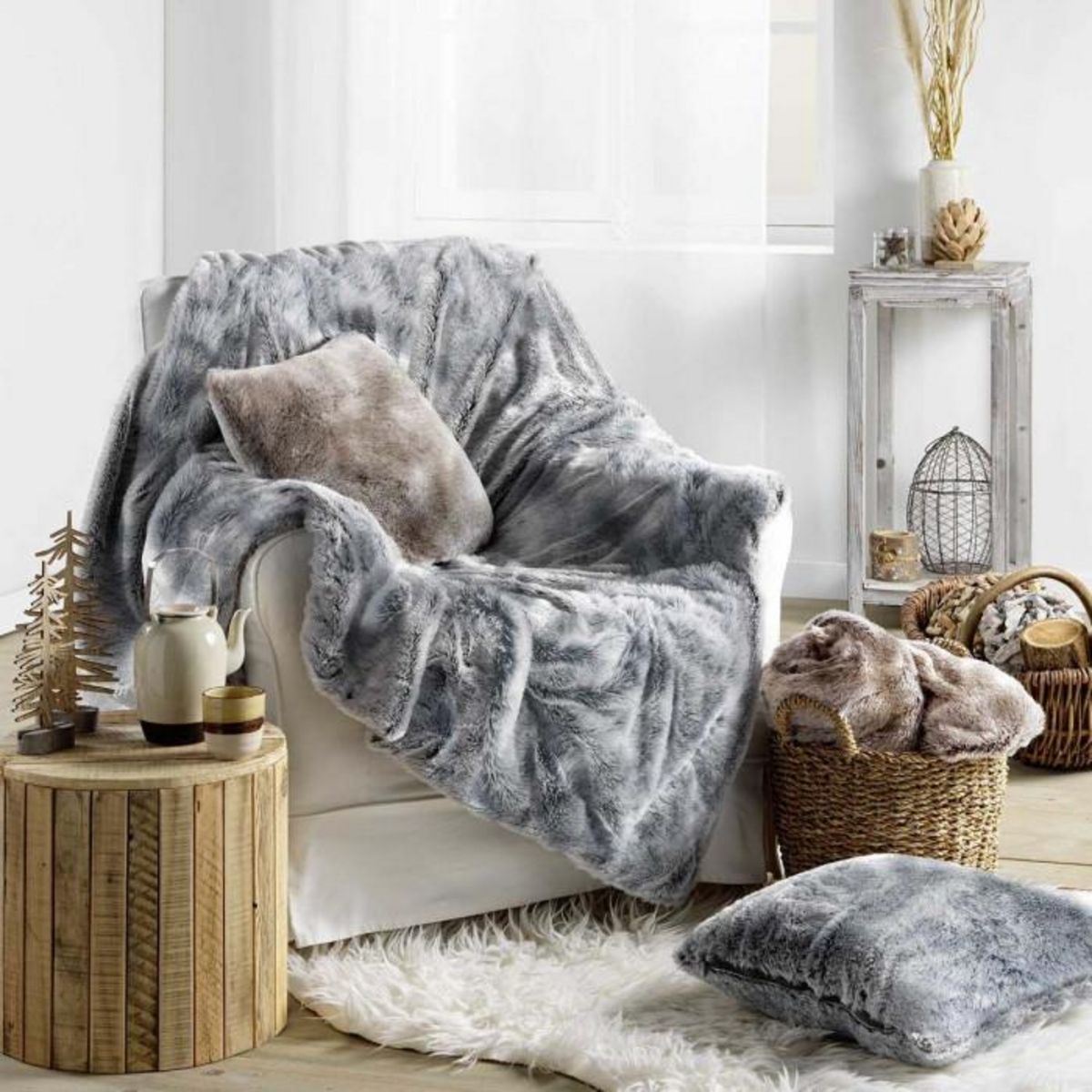 Paris Prix Plaid Imitation Fourrure  Antartic  125x150cm Chocolat