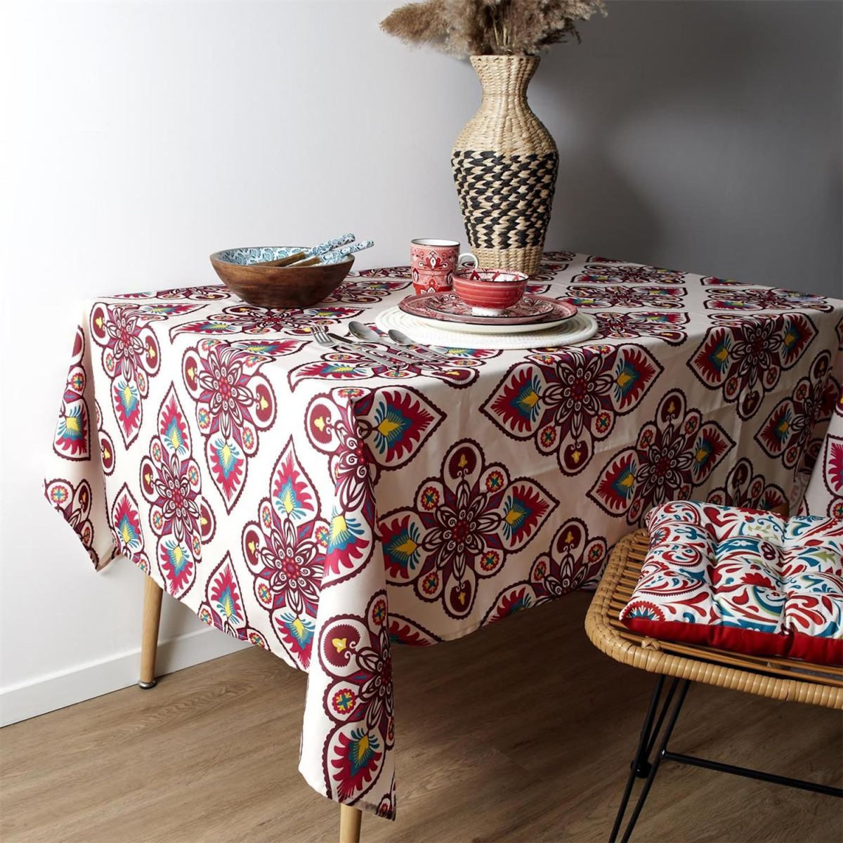Paris Prix Nappe Antitache  Jaipur  140x240 Beige & Rouge