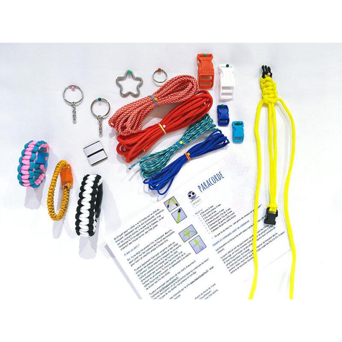 Smartbox P'tite Box Trio : perles à repasser, plastique rétrécissant, paracorde - Coffret Cadeau Multi-thèmes