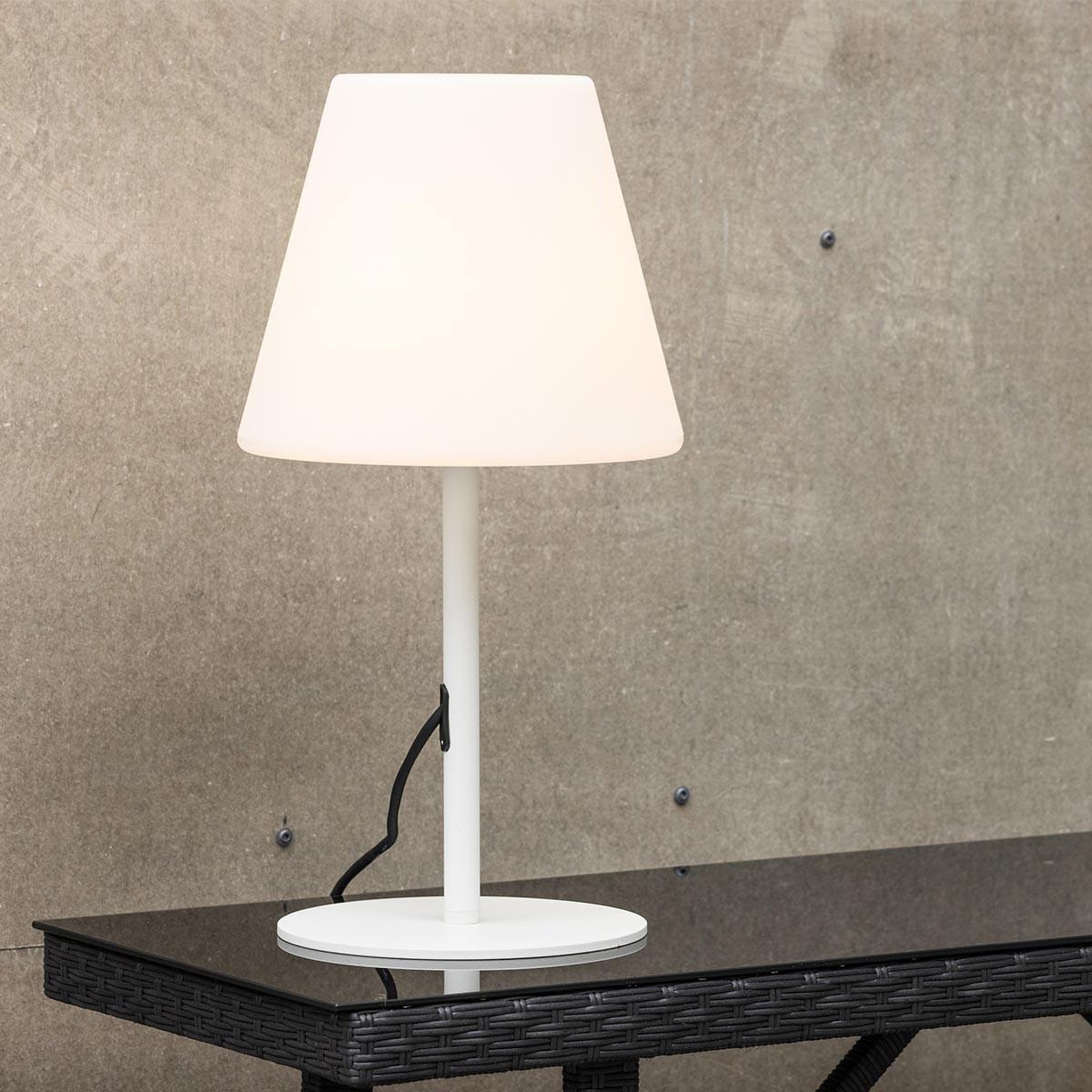 Voir la diapositive 2 : Paris Prix Lampe à poser d'extérieur  moris  52cm blanc