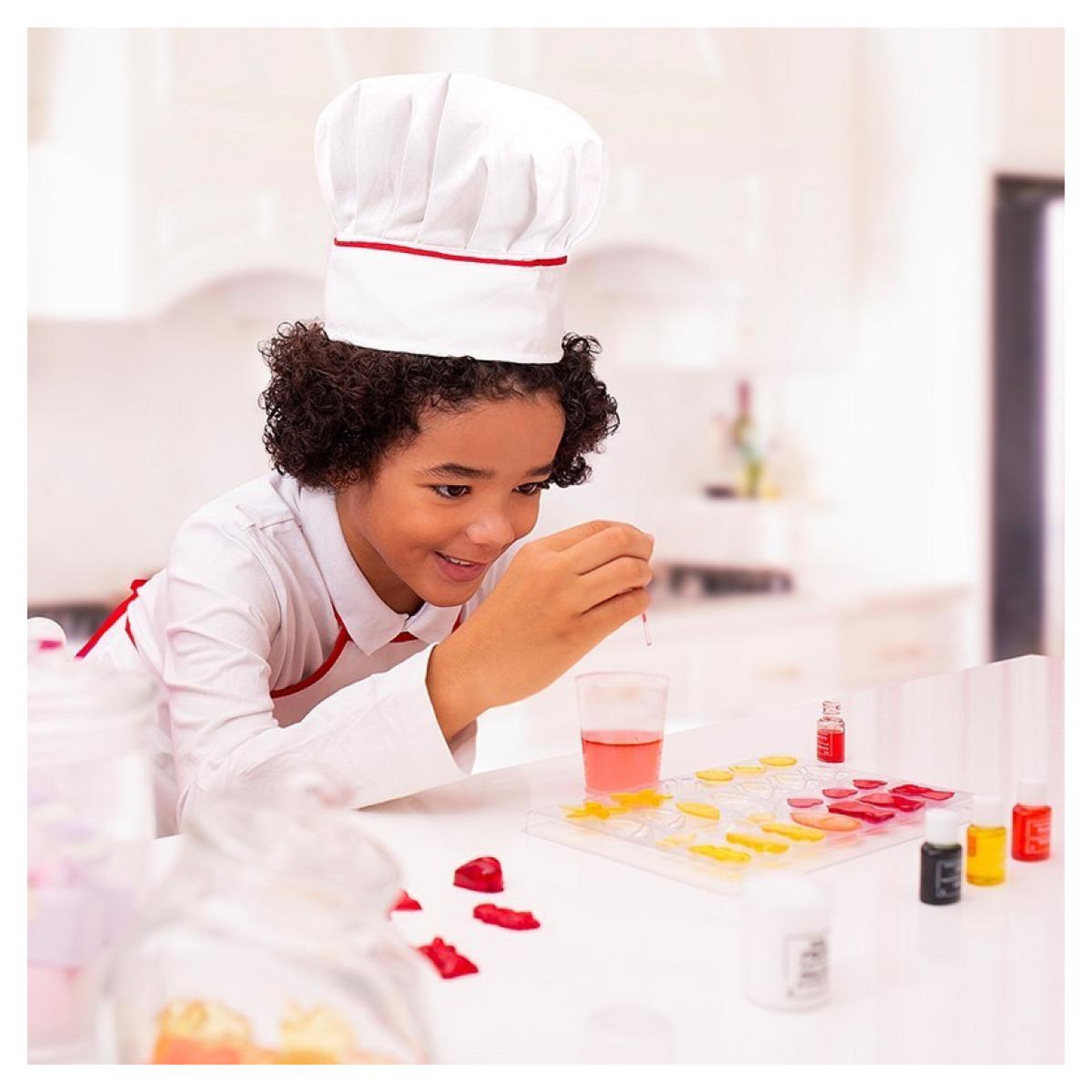 Voir la diapositive 2 : Sentosphere Ma mini fabrique a bonbon saveurs Fruits rouge