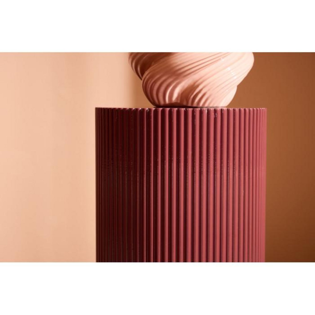 Paris Prix Table d'Appoint Nervurée  Lenox  50cm Bordeaux