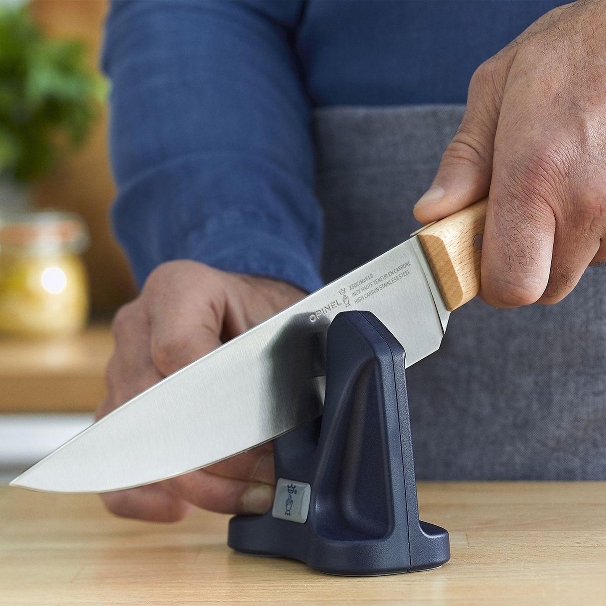 Voir la diapositive 5 : Opinel Affûteur accessoire manuel
