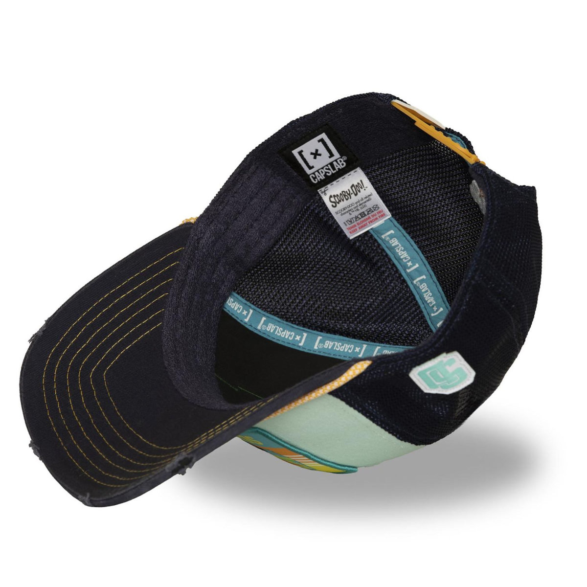CAPSLAB Casquette trucker premium filet et patch Scooby Doo Van Lifestyle
