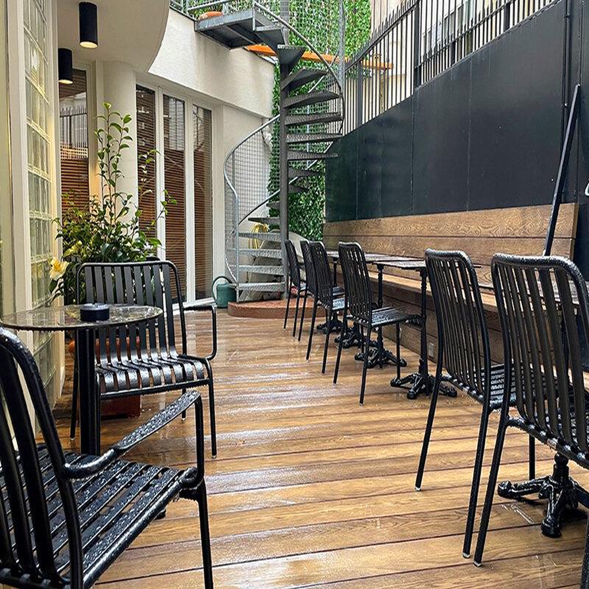 Voir la diapositive 5 : Smartbox 2 jours en hôtel 4* près des champs-élysées à paris - coffret cadeau séjour