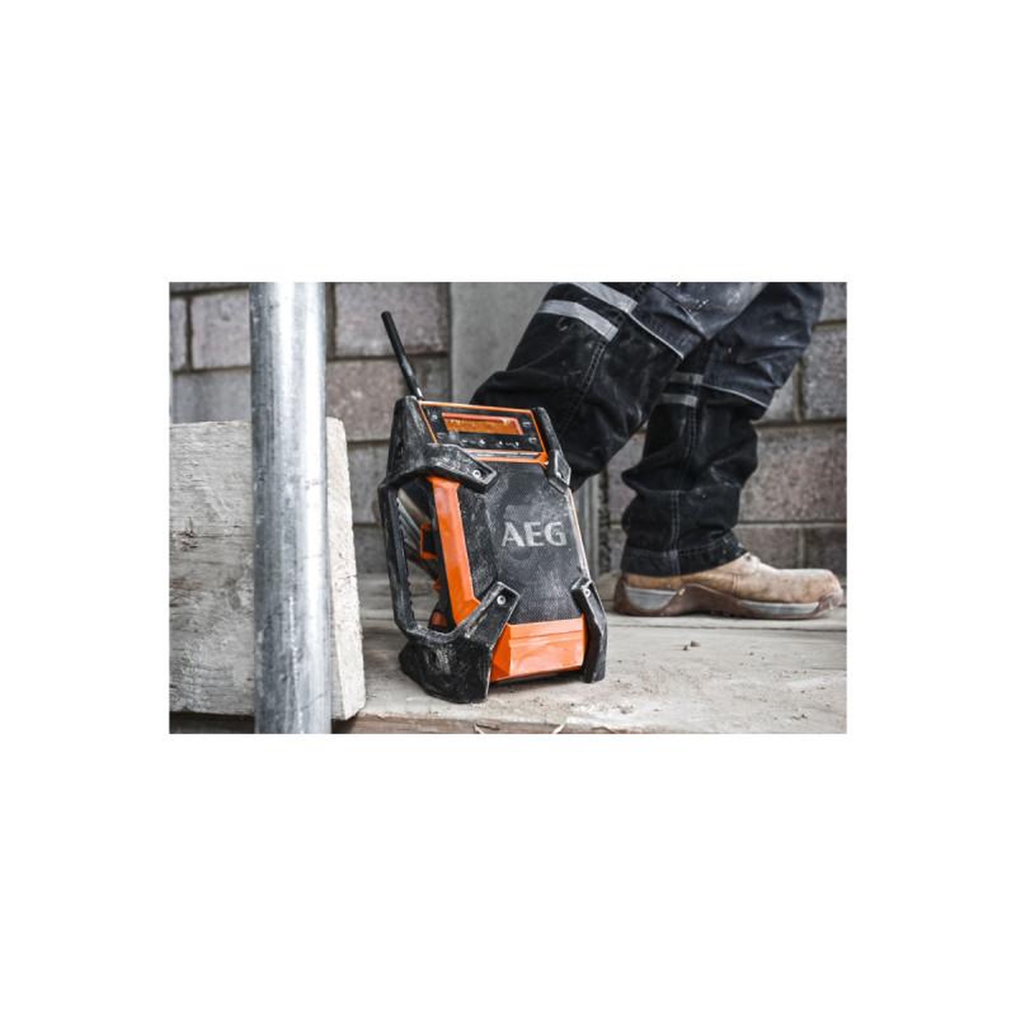 Voir la diapositive 2 : AEG Radio de chantier AEG 12V-18V DAB+ USB sans batterie ni chargeur BR 1218C-0