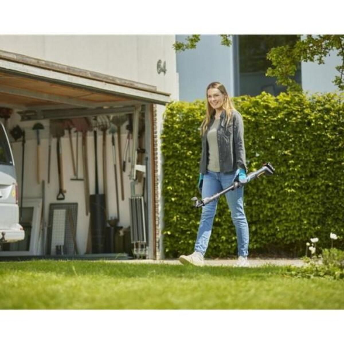 Gardena Coupe-branches - GARDENA - EasyCut P4A - 18 V Li-Ion / 2,0 Ah - Ø de coupe max 28 mm