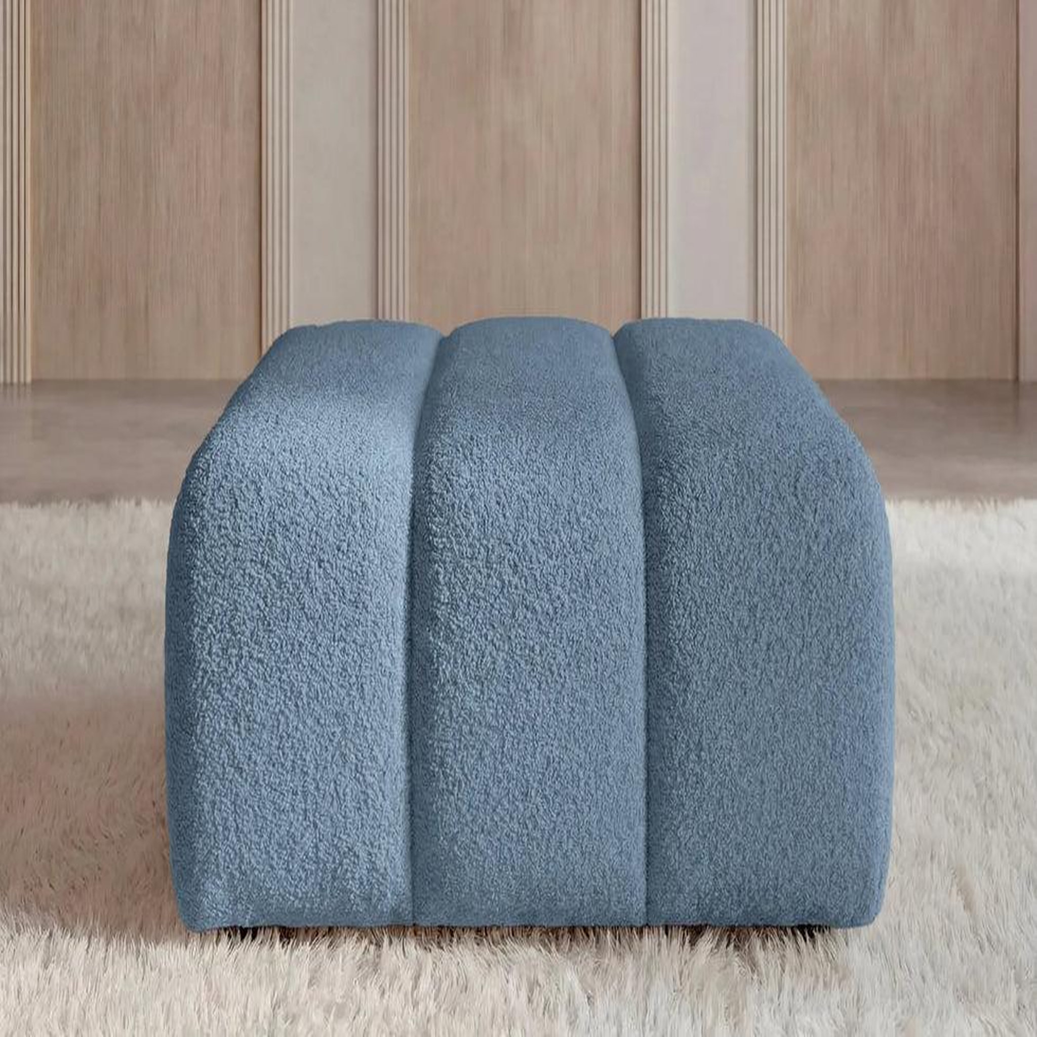 Voir la diapositive 4 : CASANOVA PARIS Celeste - pouf tissu bouclette