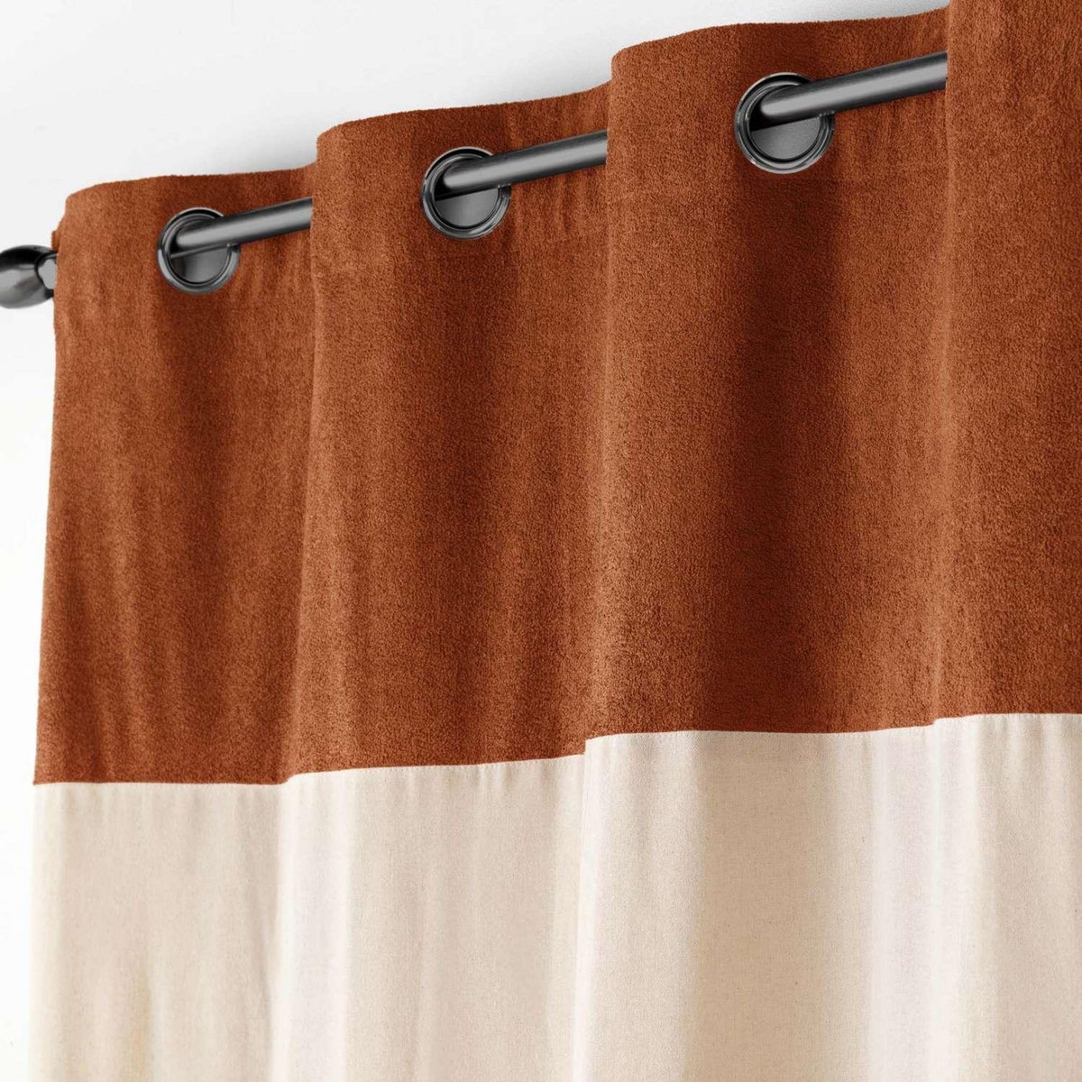Douceur d'Intérieur Rideau à œillets HOWEY - Polycoton et top bouclette unie - 140 x 240 cm - Ecru et camel