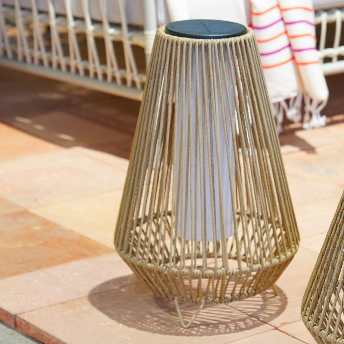 Lumisky Lanterne solaire SALOMEA Beige Rotin 30 x 30 x H 47cm