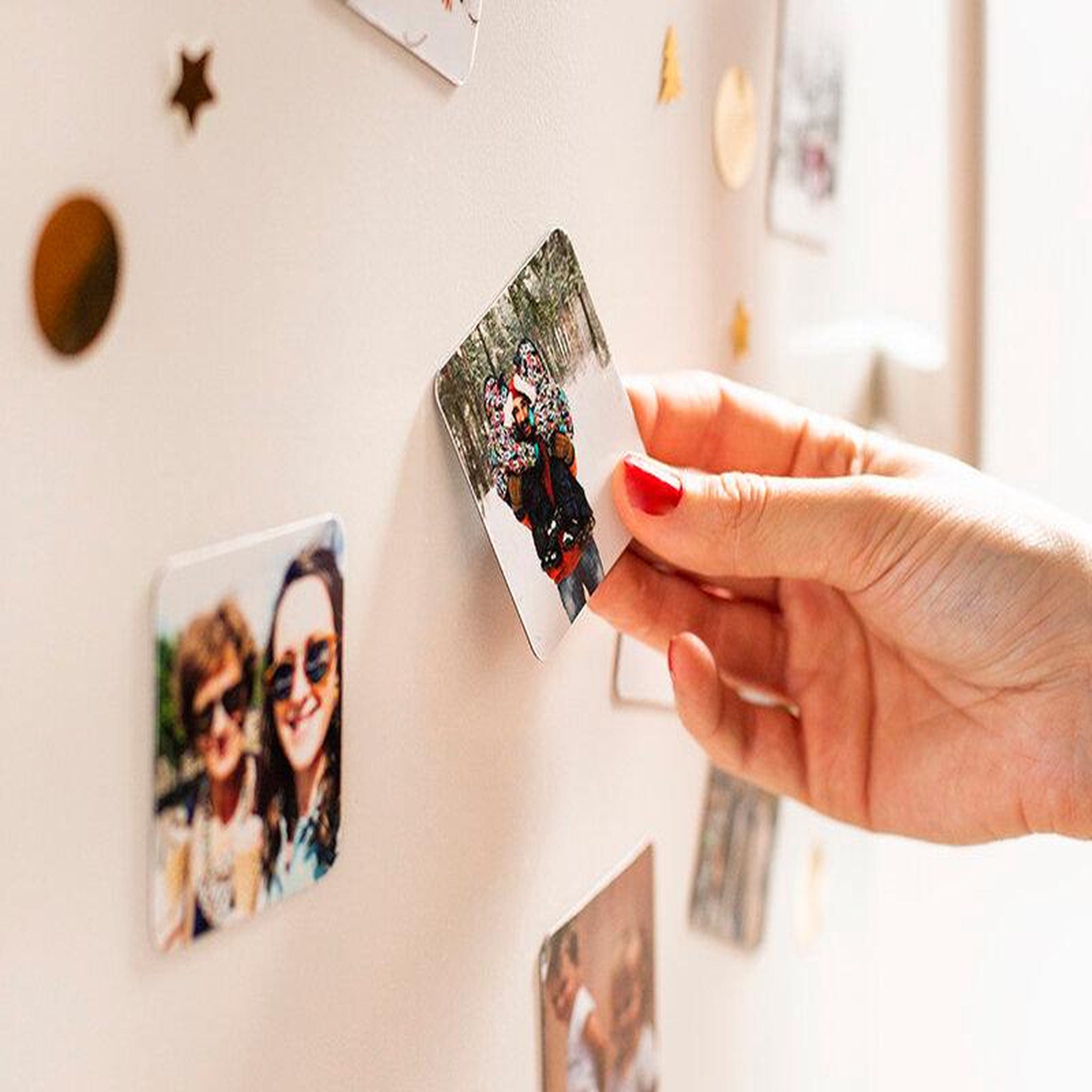 Voir la diapositive 4 : Smartbox Coffret cheerz avec 9 magnets photo au format carré et pochette cadeau - coffret cadeau sport & aventure
