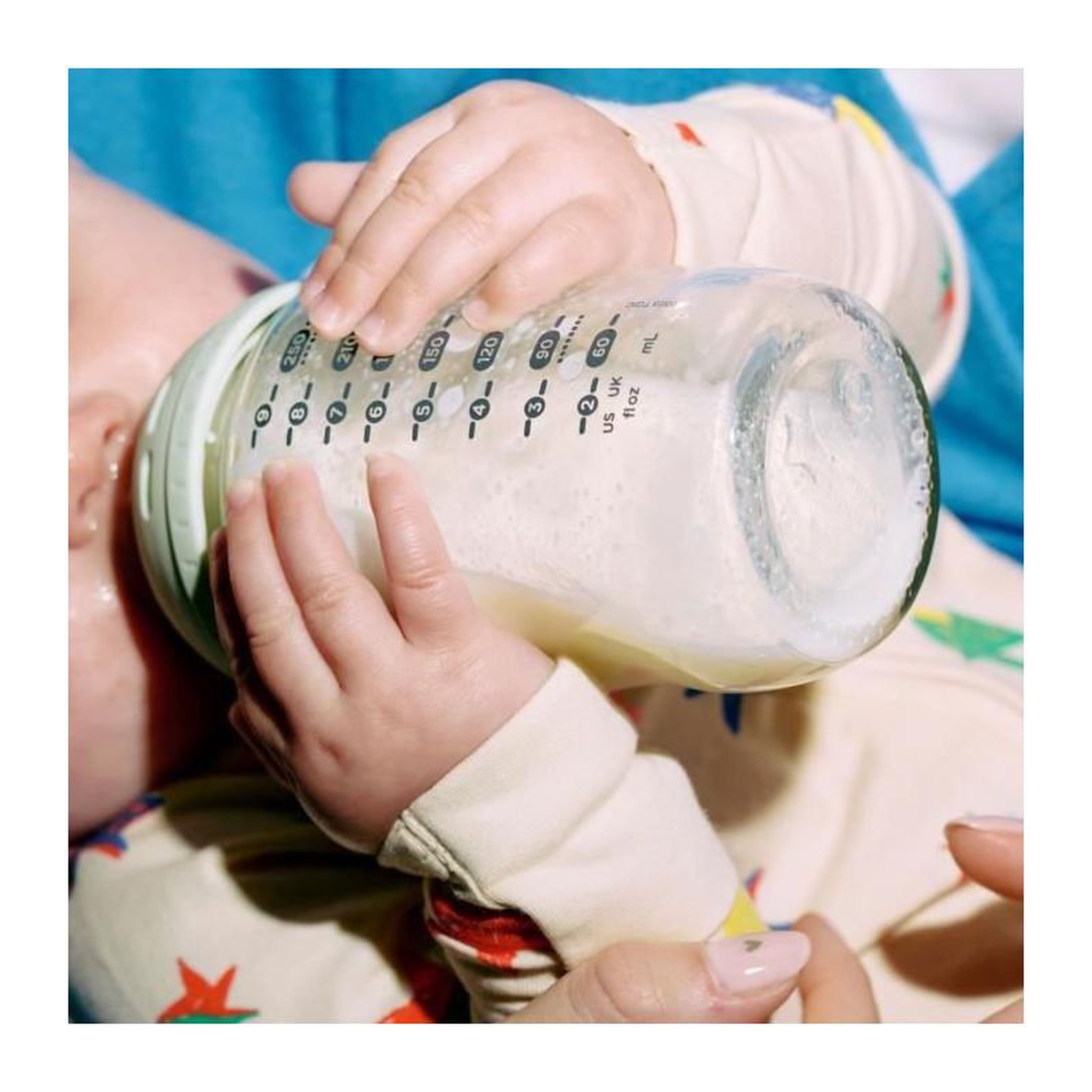 Voir la diapositive 3 : TOMMEE TIPPEE Coffret biberons - TOMMEE TIPPEE - NATURAL START - En verre - Biberons anti-colique 150 ml / 250 ml - Tétines a débit moyen