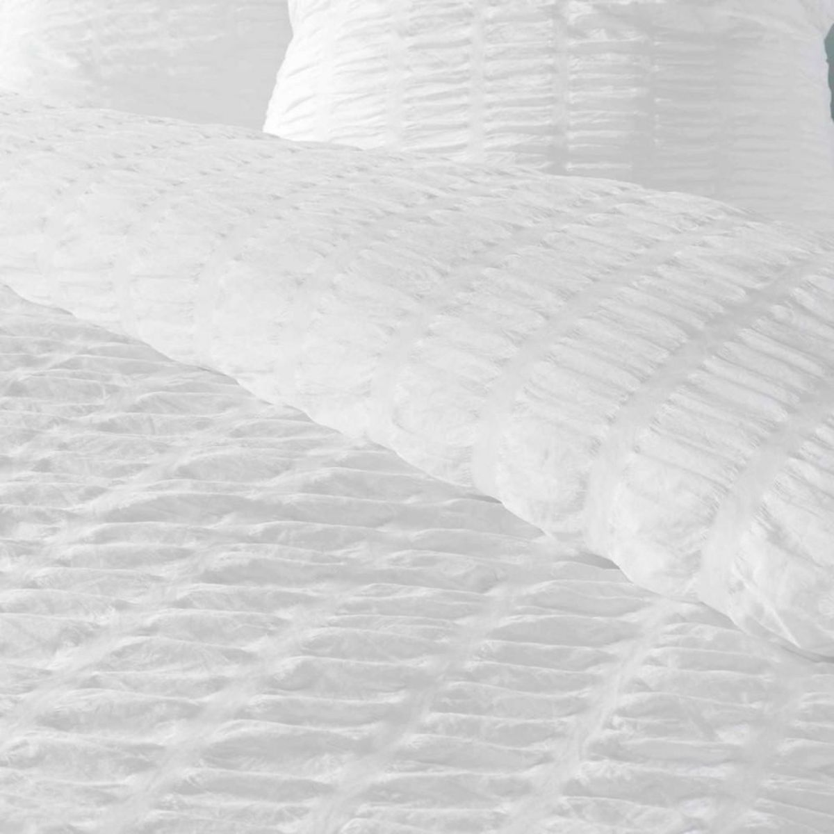 Douceur d'Intérieur Housse de couette 240x220 + 2 taies plissée blanche