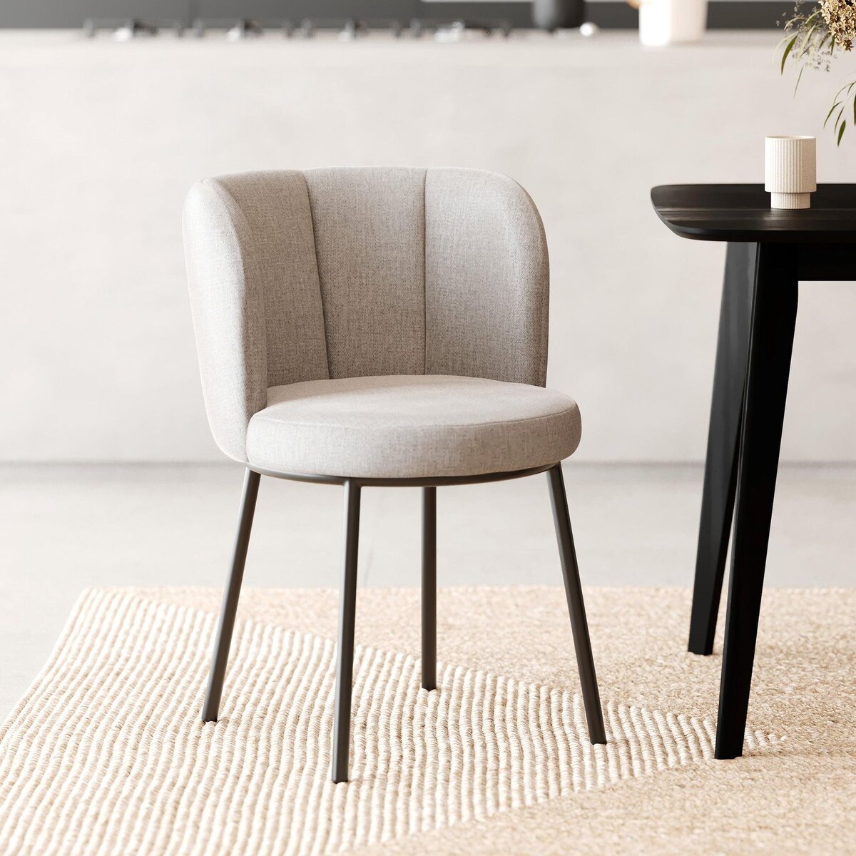 Rendez vous déco Chaise en tissu beige chiné et pieds noirs - Aby