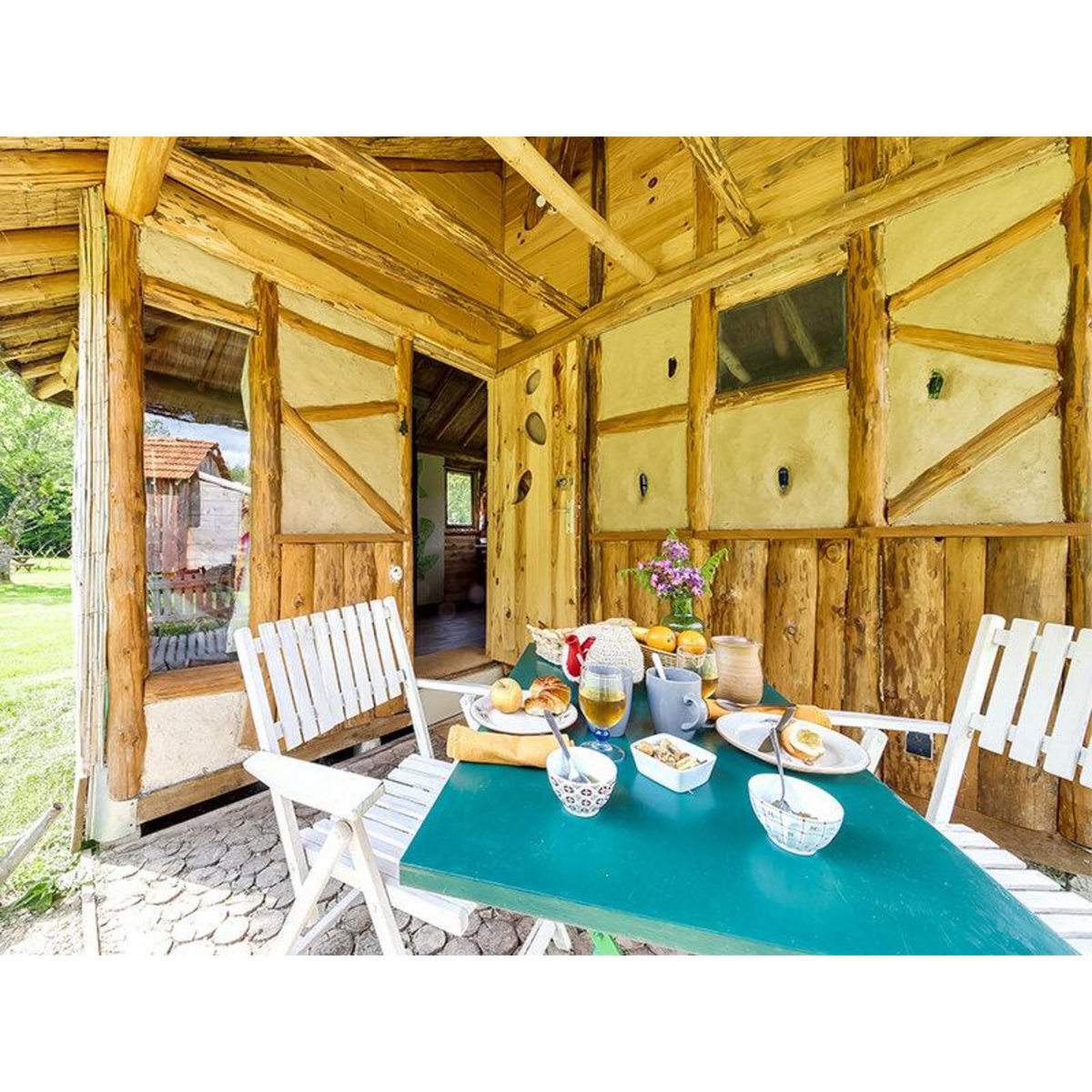 Smartbox Escapade insolite dans les Vosges : 4 jours en cabane pour toute la famille - Coffret Cadeau Séjour