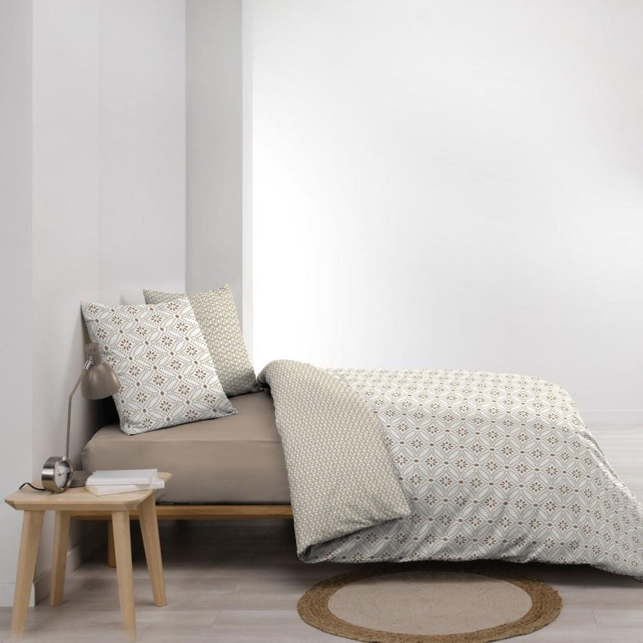 Voir la diapositive 4 : Douceur d'Intérieur Housse de couette 240x220 + 2 taies BRIANNA 100% coton 57 fils