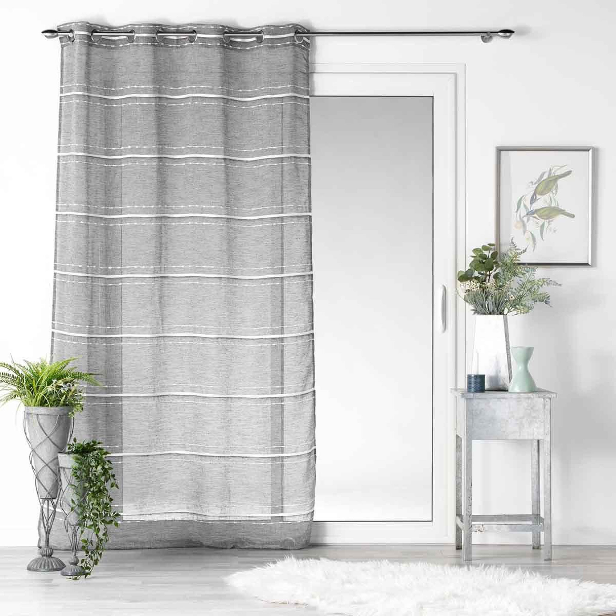 Voir la diapositive 4 : Douceur d'Intérieur Rideau voilage à œillets  aloria  140x240cm gris