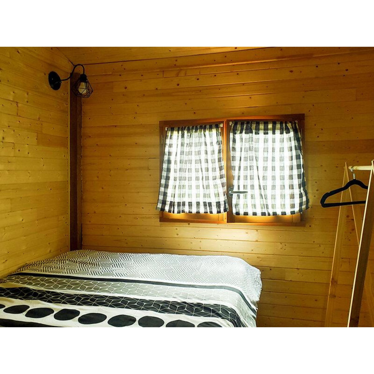 Smartbox 2 jours insolites en roulotte en famille près d'Aurillac - Coffret Cadeau Séjour