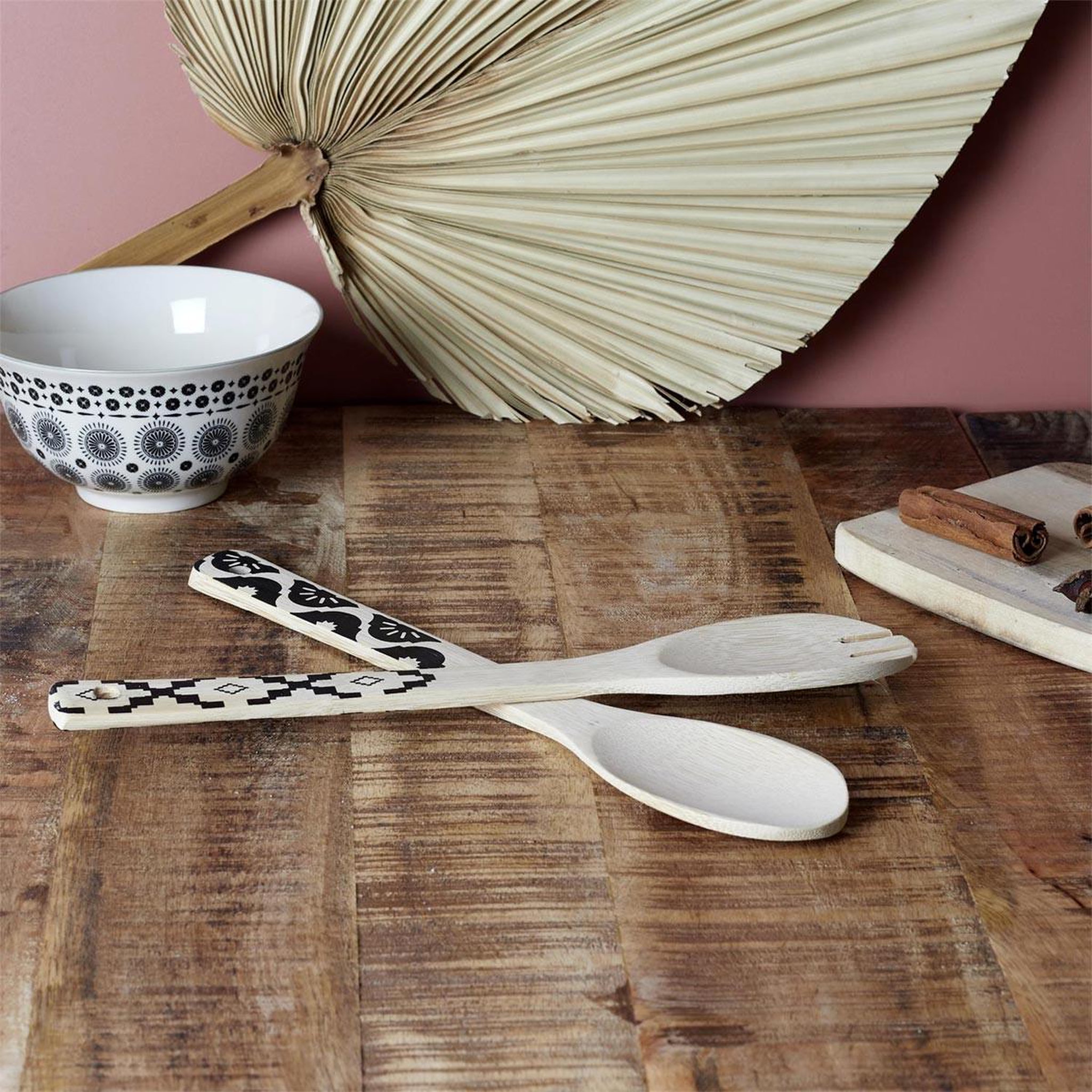 Voir la diapositive 2 : The Home Deco Factory Couverts à salade bambou  mirage  30cm naturel