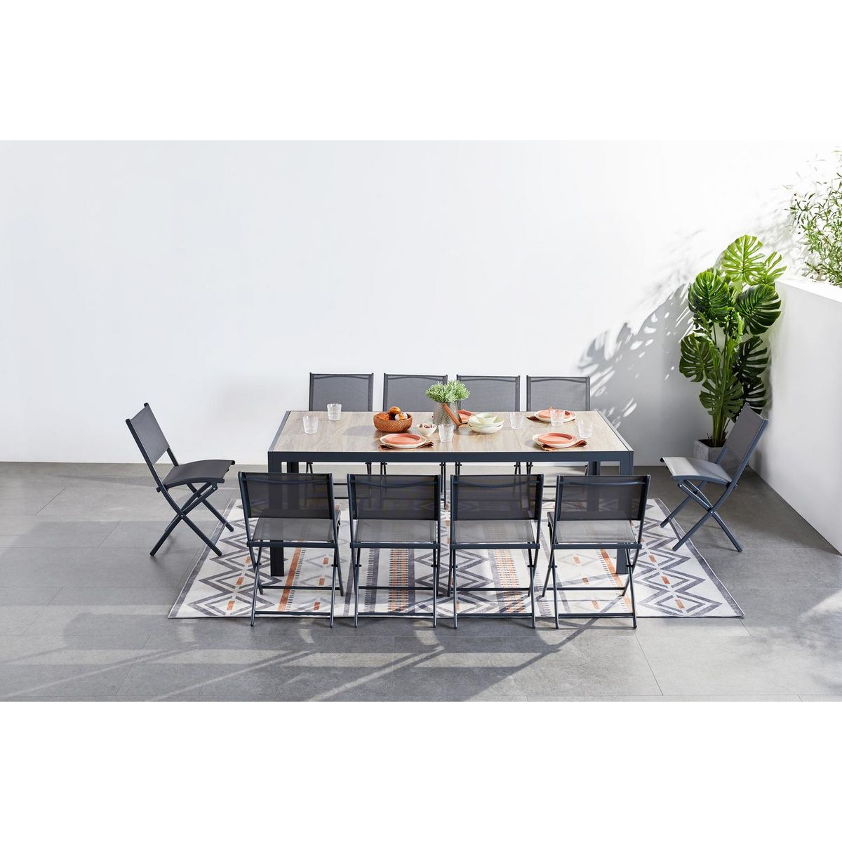 CONCEPT USINE Ensemble table aluminium effet bois et 10 chaises LAGOS