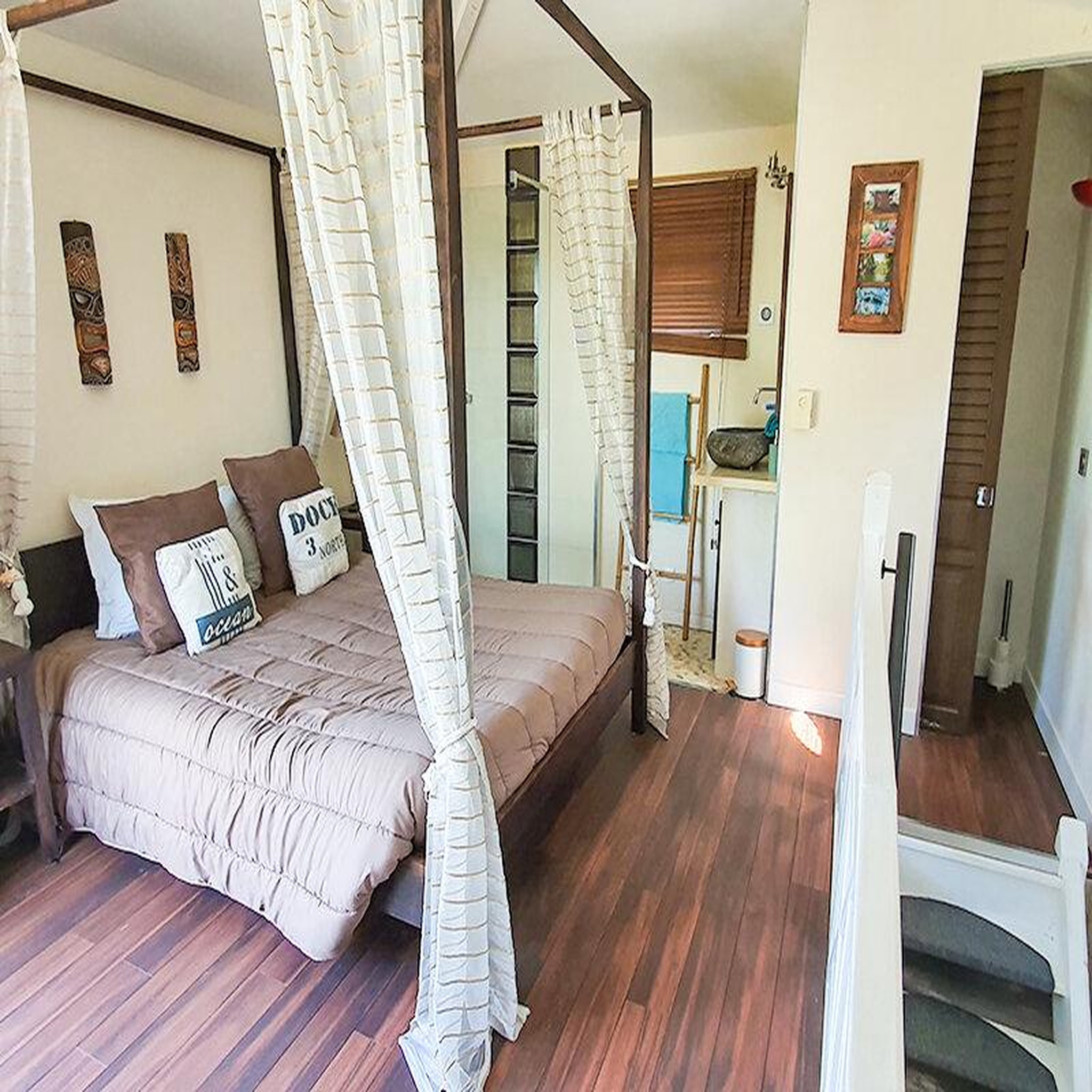 Voir la diapositive 3 : Smartbox Séjour de 2 jours en famille dans un loft près d'Arcachon - Coffret Cadeau Séjour