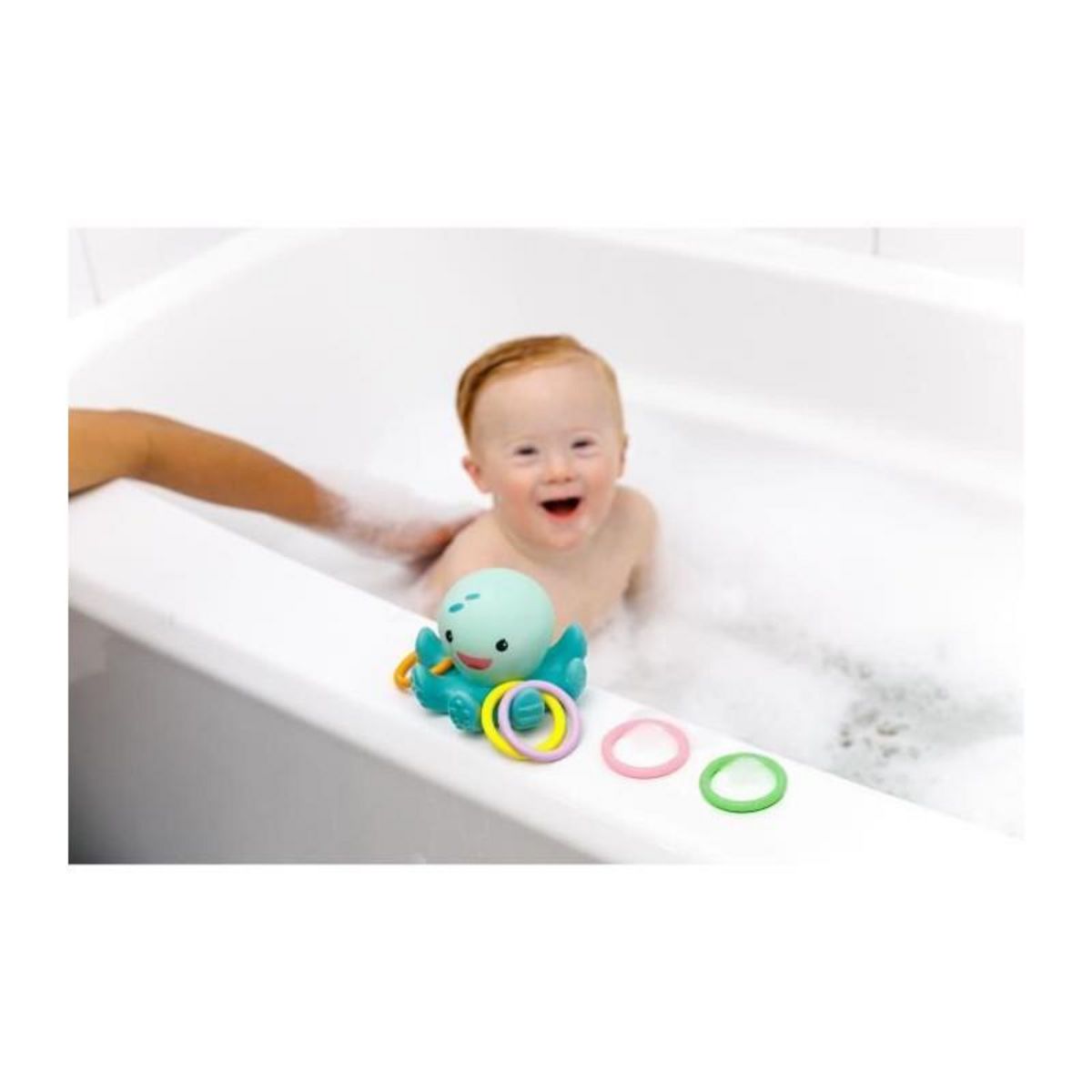 INFANTINO Jouet de bain - INFANTINO - Pieuvre Lumineuse de bain avec anneaux