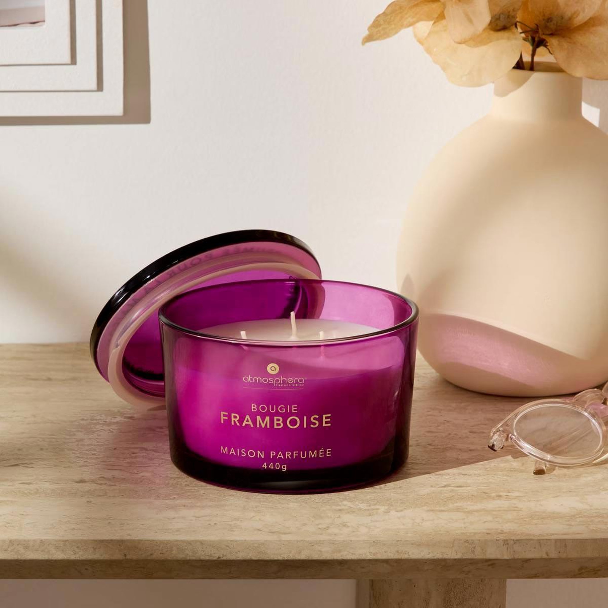 Voir la diapositive 2 : ATMOSPHERA Bougie parfumée en verre  glowy  440g framboise