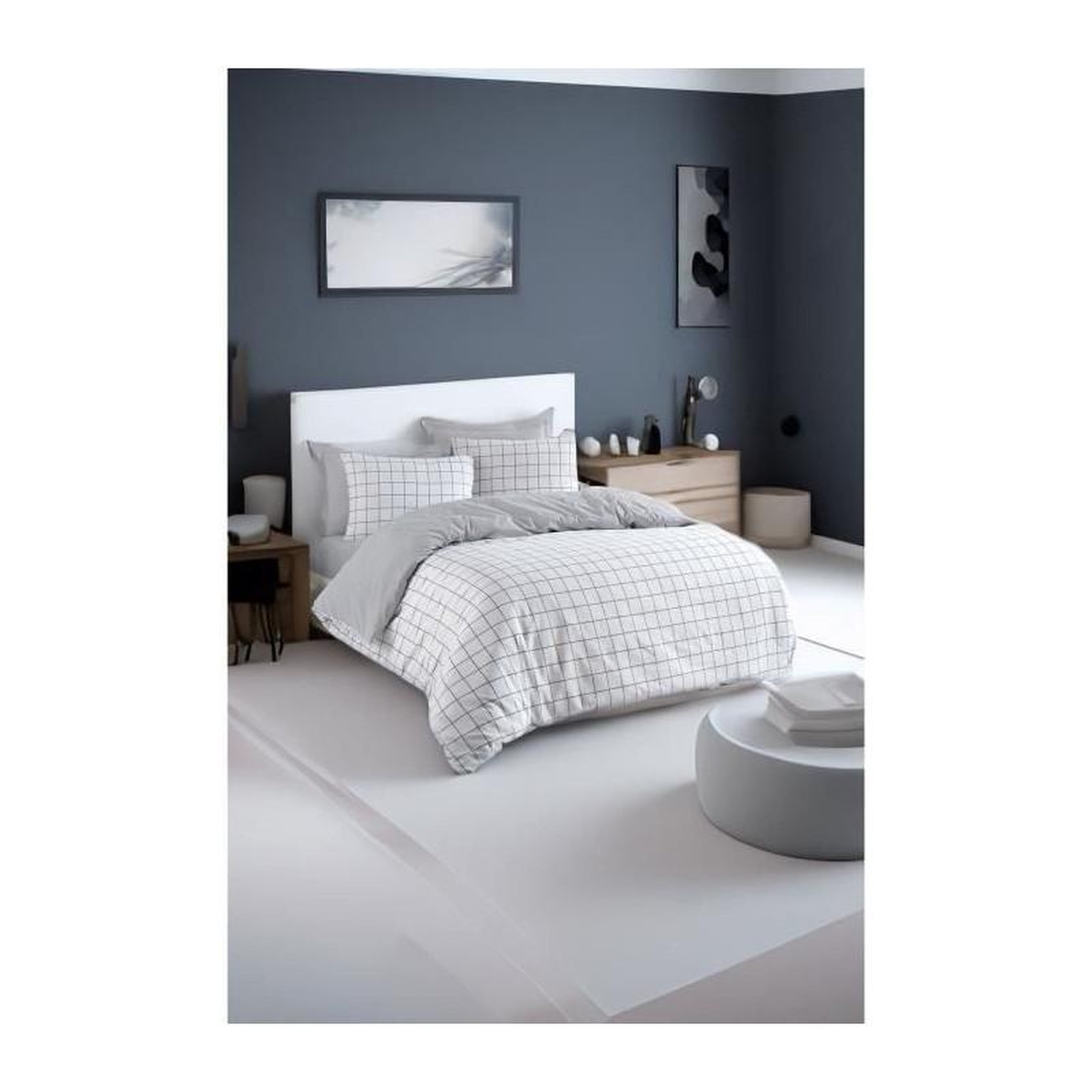 Voir la diapositive 3 : GENERIQUE Parure de lit - 1 housse de couette 220 x 240 cm + 2 taies d'oreiller 60 x 60 cm - 65% coton, 35% polyester - Gris